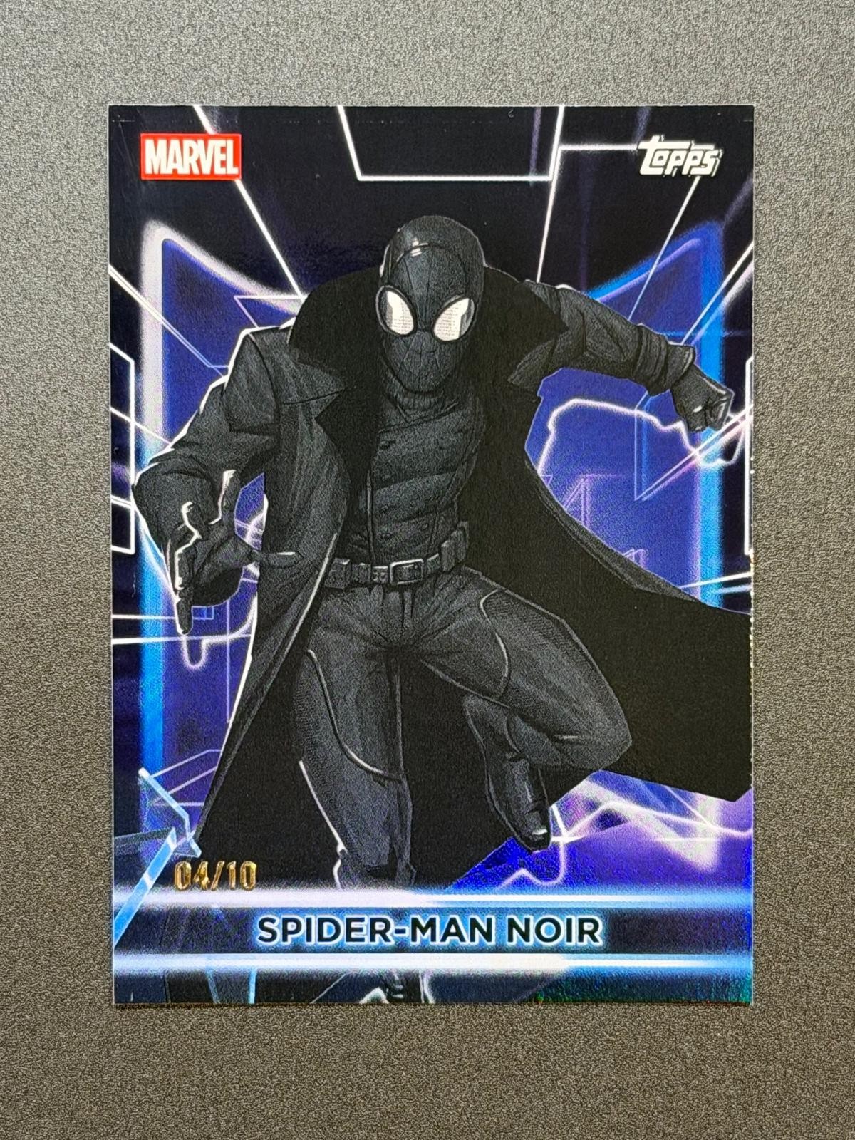 Topps 2026 Topps Neon Marvel Spider-Man Noir #116 Black Foil /10 Topps 2026 Topps Neon Marvel Spider-Man Noir #116 Black Foil /10