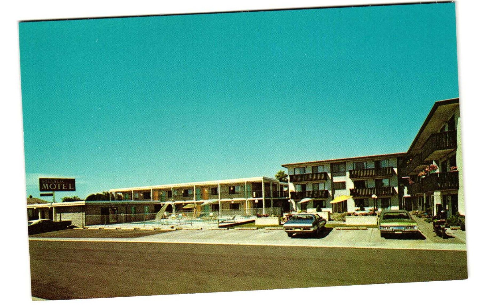 Solarlag Motel Blaine WA Vintage postcard unposted