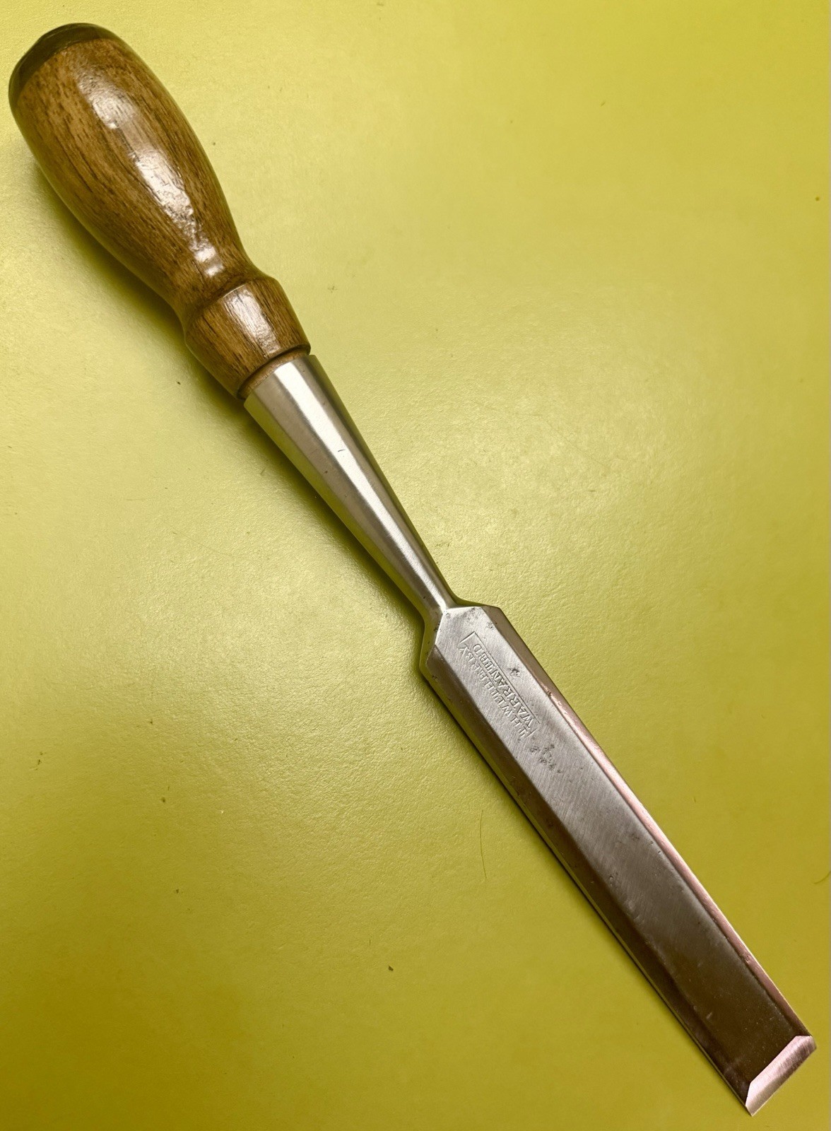 Outstanding ca1918 vtg TH WITHERBY 7/8” Bevel edge Cabinet chisel Tuned & SHARP Outstanding ca1918 vtg TH WITHERBY 7/8” Bevel edge Cabinet chisel Tuned & SHARP