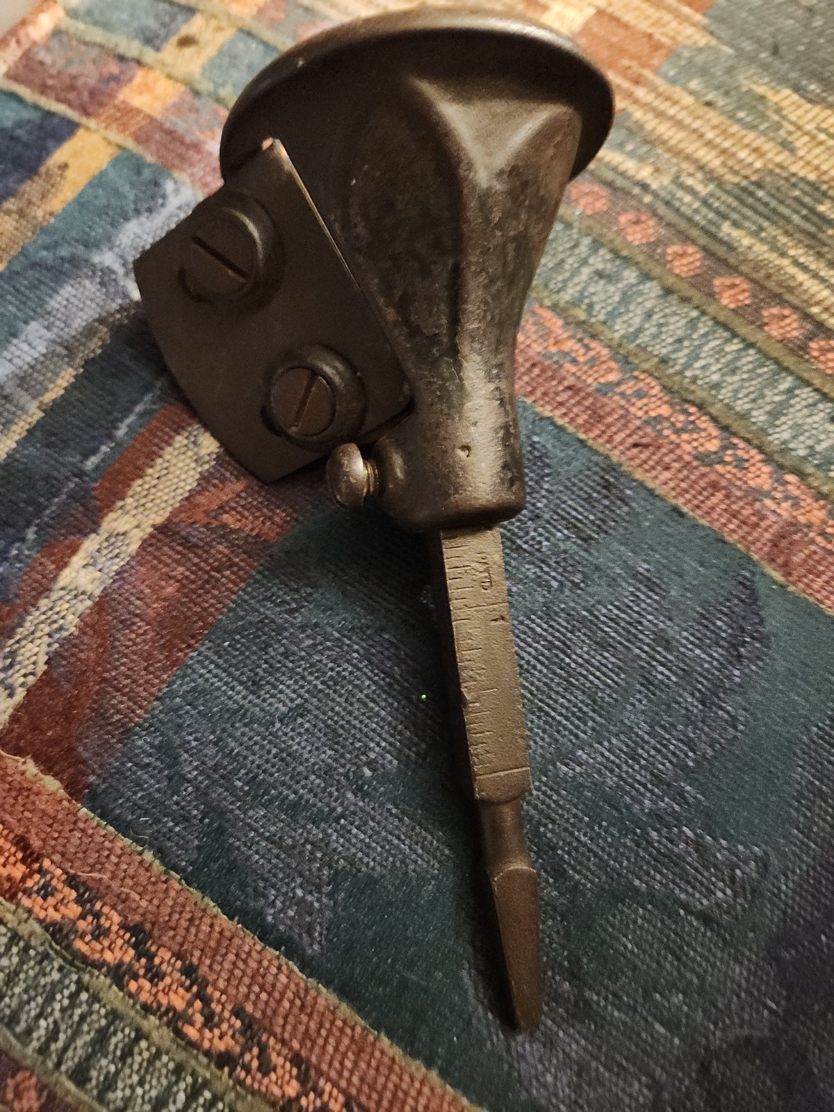 Antique Cast Iron Spoke Pointer
