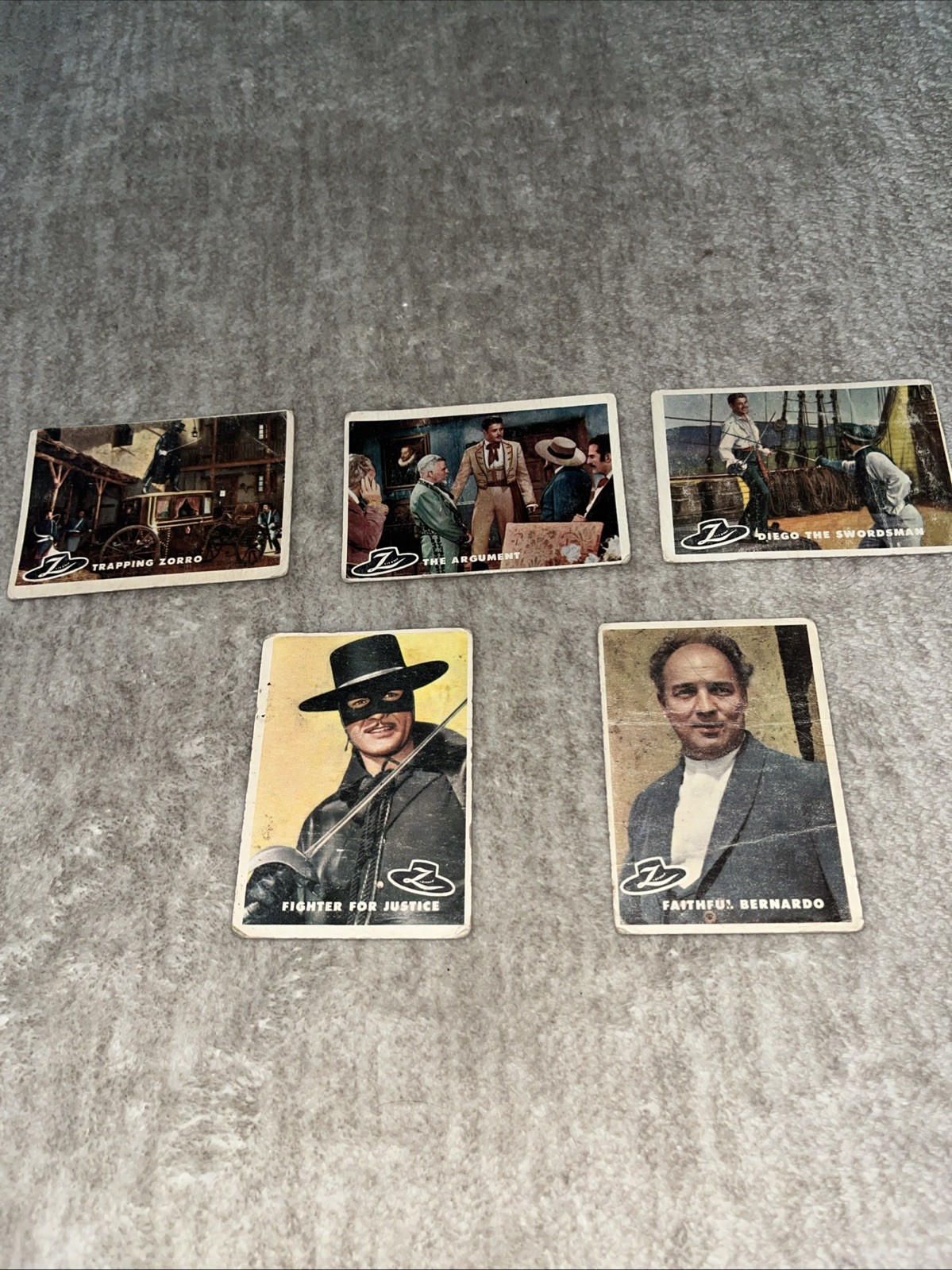 1958 Topps Zorro Trading Cards Lot Of 5. Rare Cards