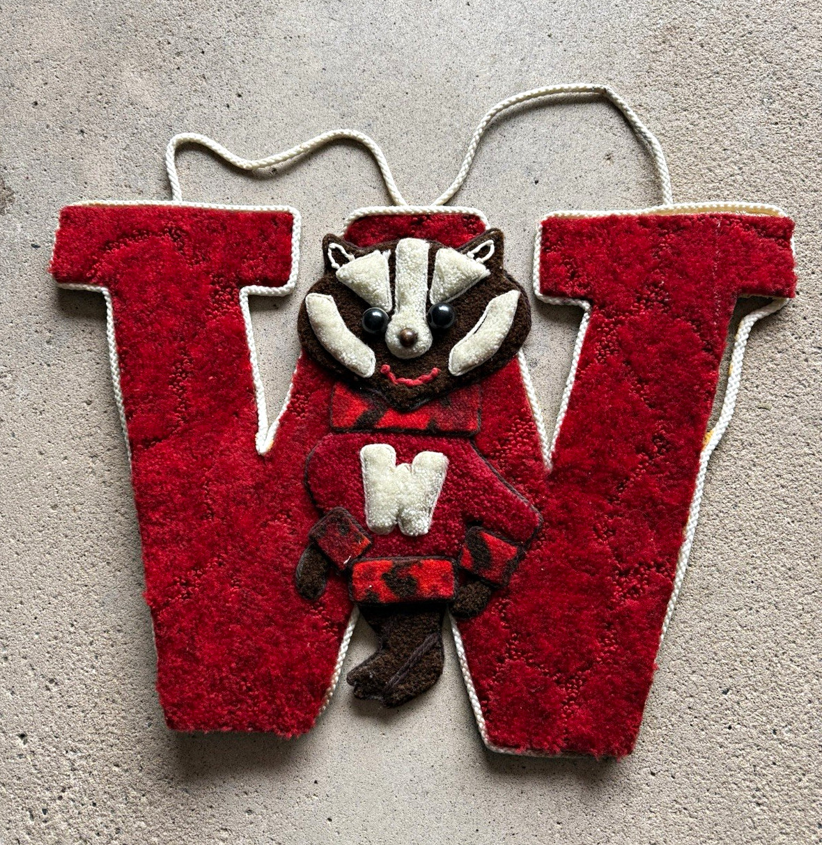 Wisconsin Badgers Pile Carpet Wall Hanging Pennant Red \