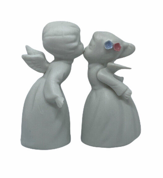 VINTAGE Angels Kissing White Bisque Porcelain Figurines White Colored Flowersr