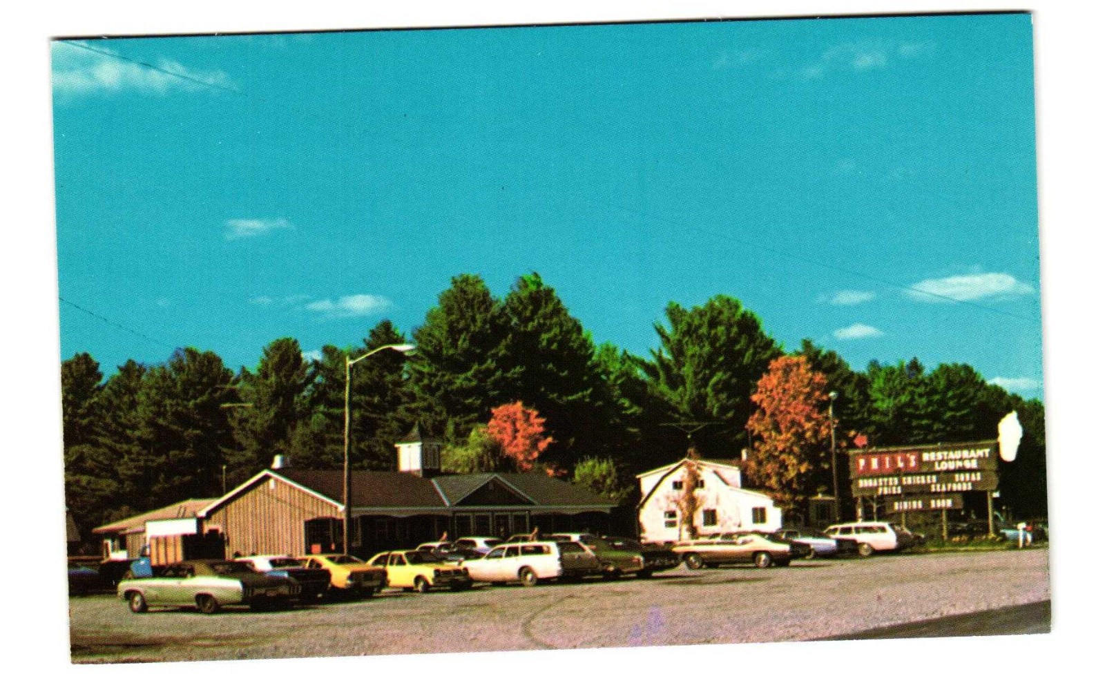 Phil\'s restaurant, lounge and campground East of Ryegate Vermont VTG postcard 