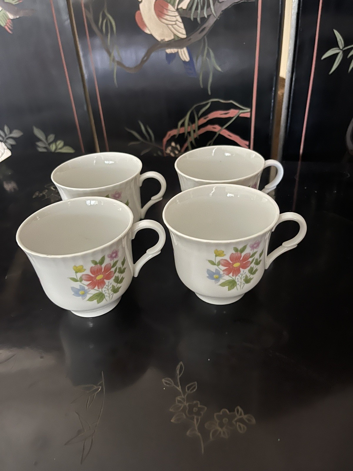Nosegay pattern Taste Seller By Sigma…4 Vintage Porcelain Cups(no saucers) Nosegay pattern Taste Seller By Sigma…4 Vintage Porcelain Cups(no saucers)