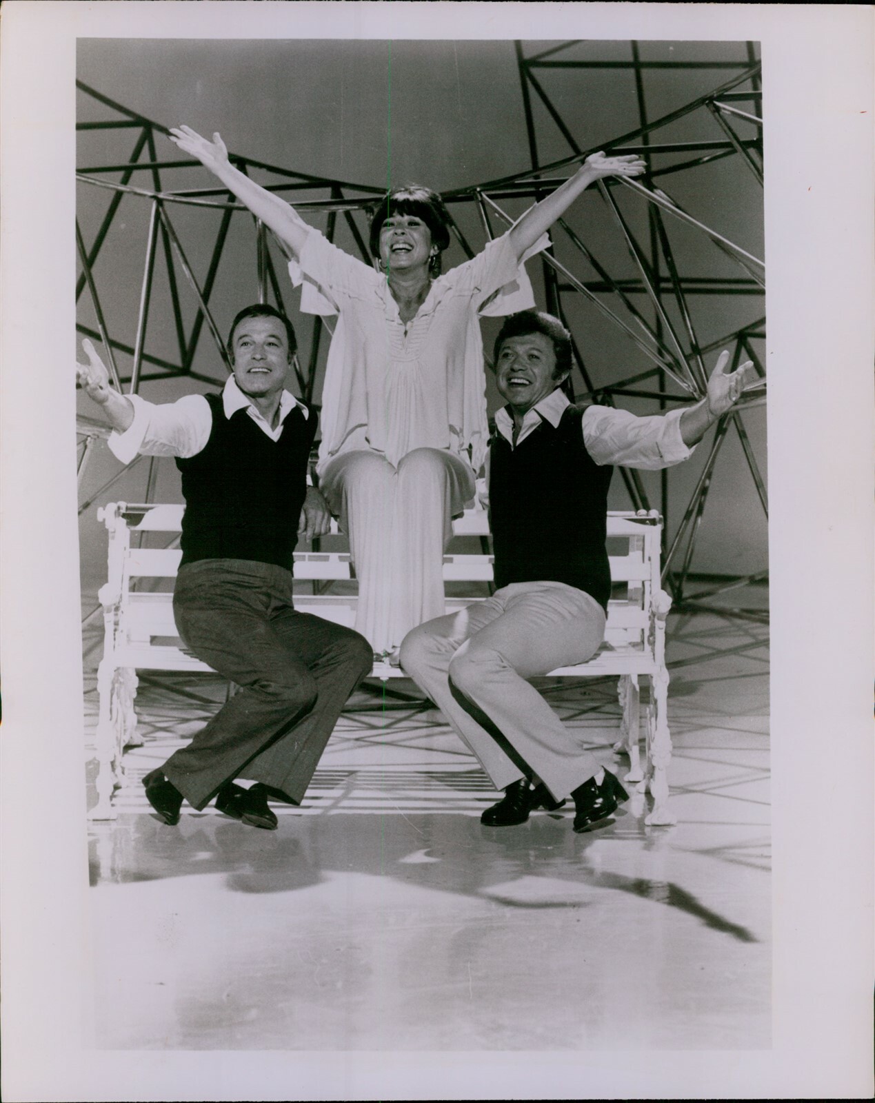 LG862 Original Photo GENE KELLY STEVE LAWRENCE EYDIE GORME Love is Here to Stay