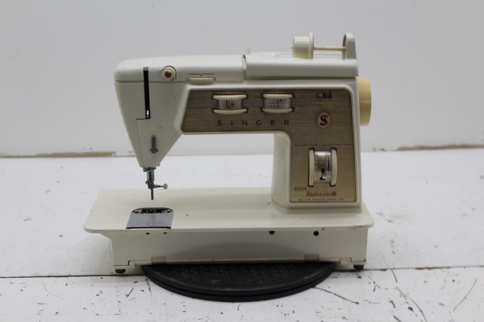Singer Golden Touch & Sew Deluxe Zig Zag Model 750 Sewing Machine UNTESTED PARTS