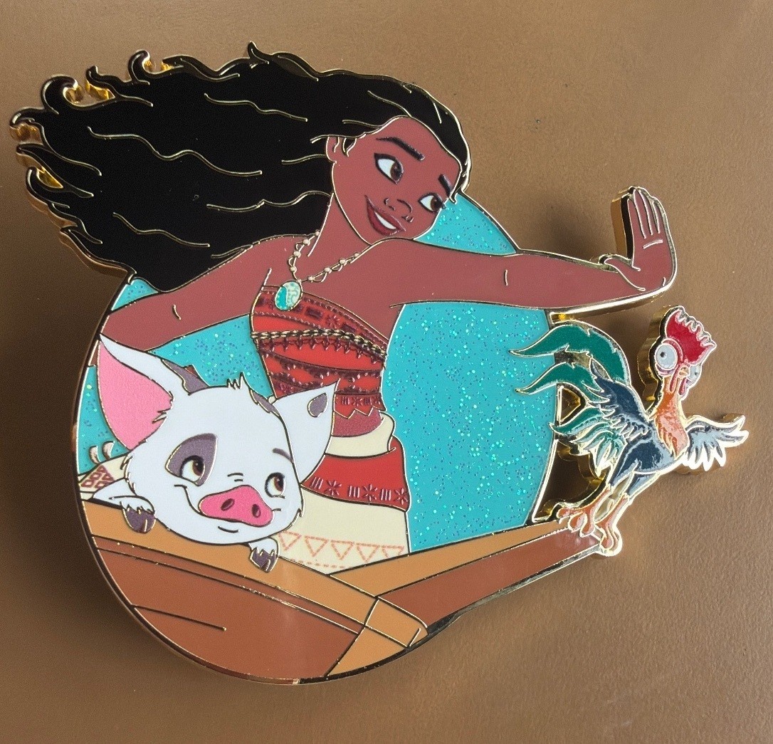 PALM Disney Princesses and Sidekicks Care for your World - Moana Pin LE1000