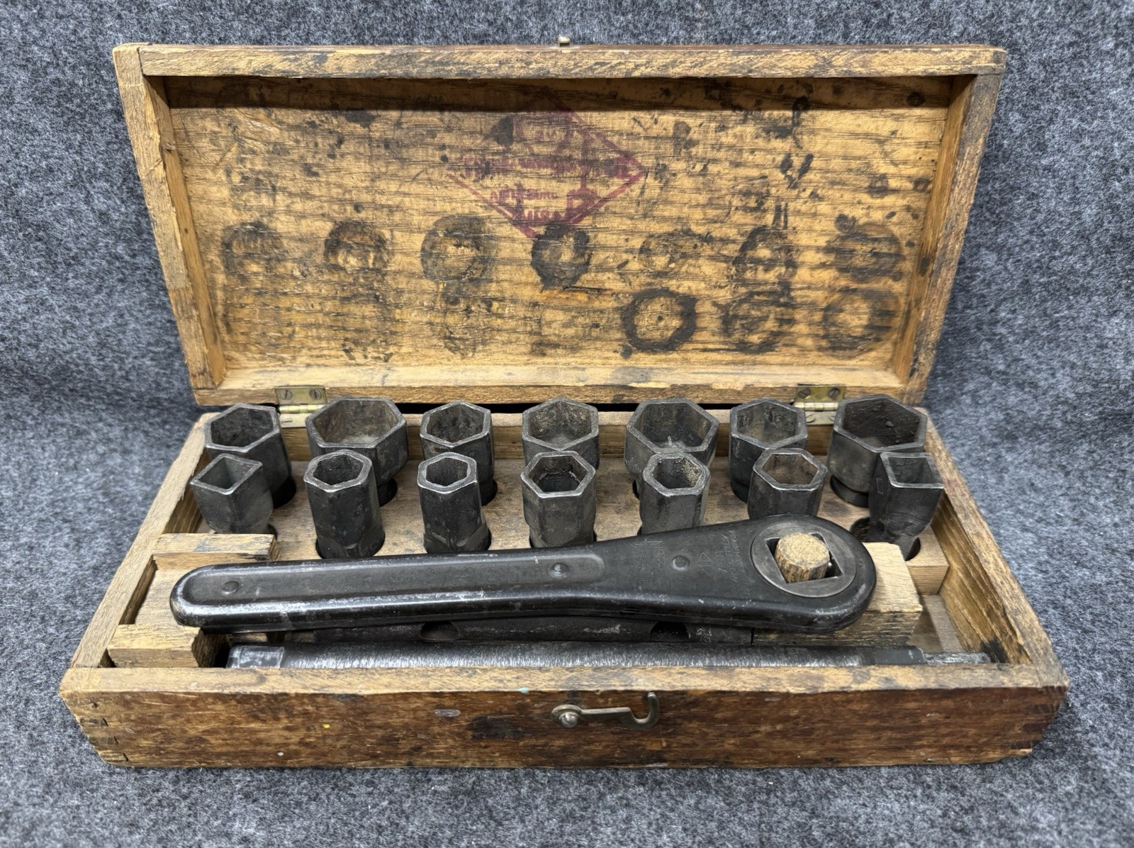 Antique Frank Mossberg Socket Wrench Set No. 13 w/ Ratchet 355 Original Wood Box