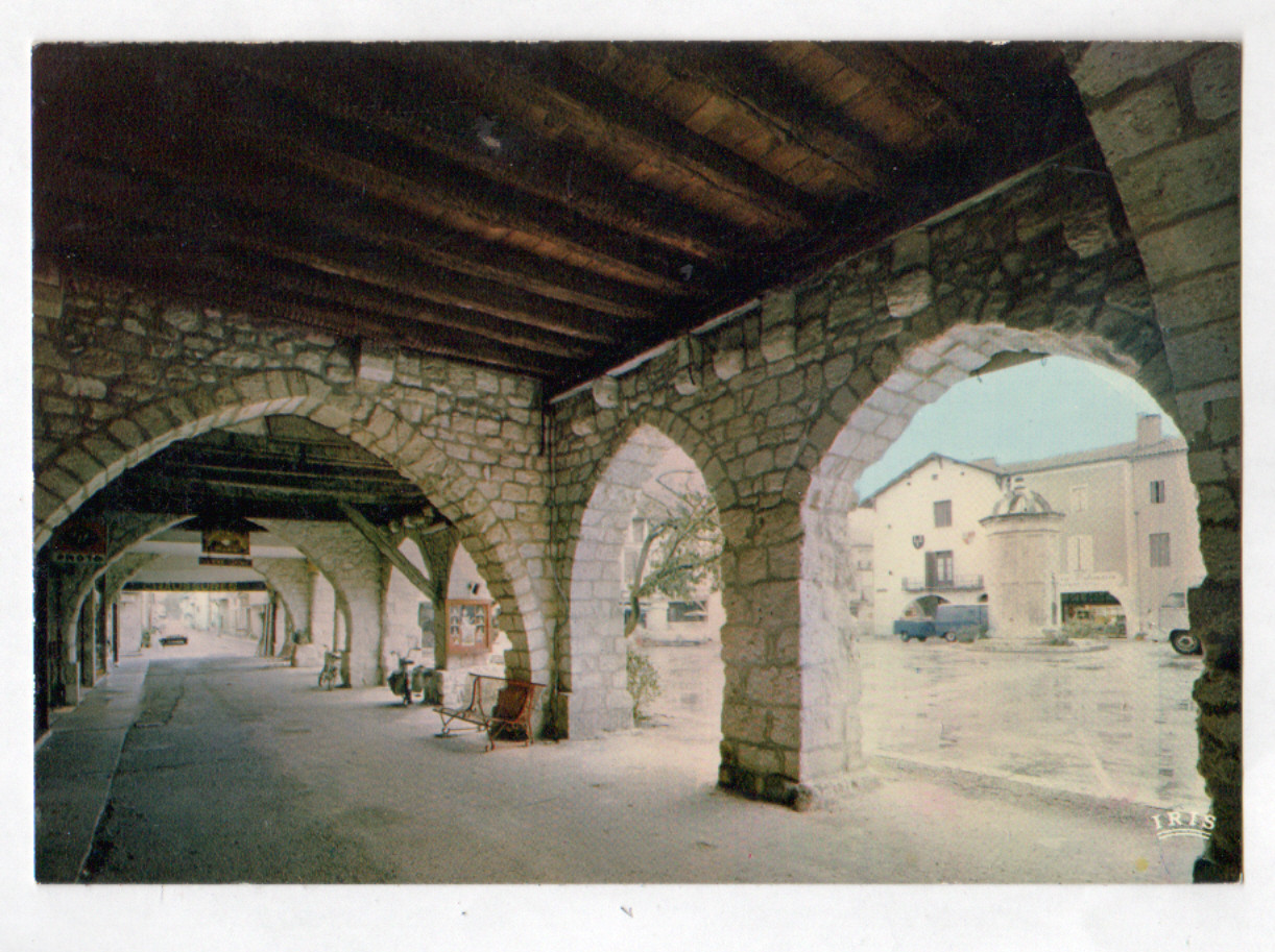 EYMET (24) CORNIERES de la Place GAMBETTA