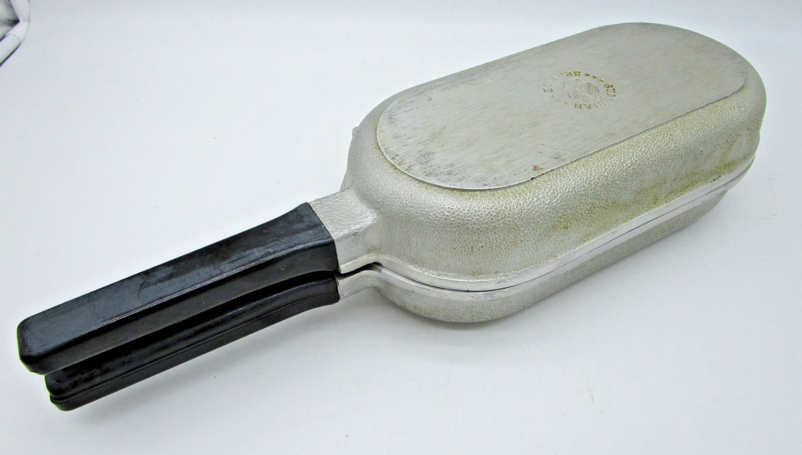 Vintage GUARDIAN SERVICE Hinged Folding Cast Aluminum Omelet Fish Pan Camping