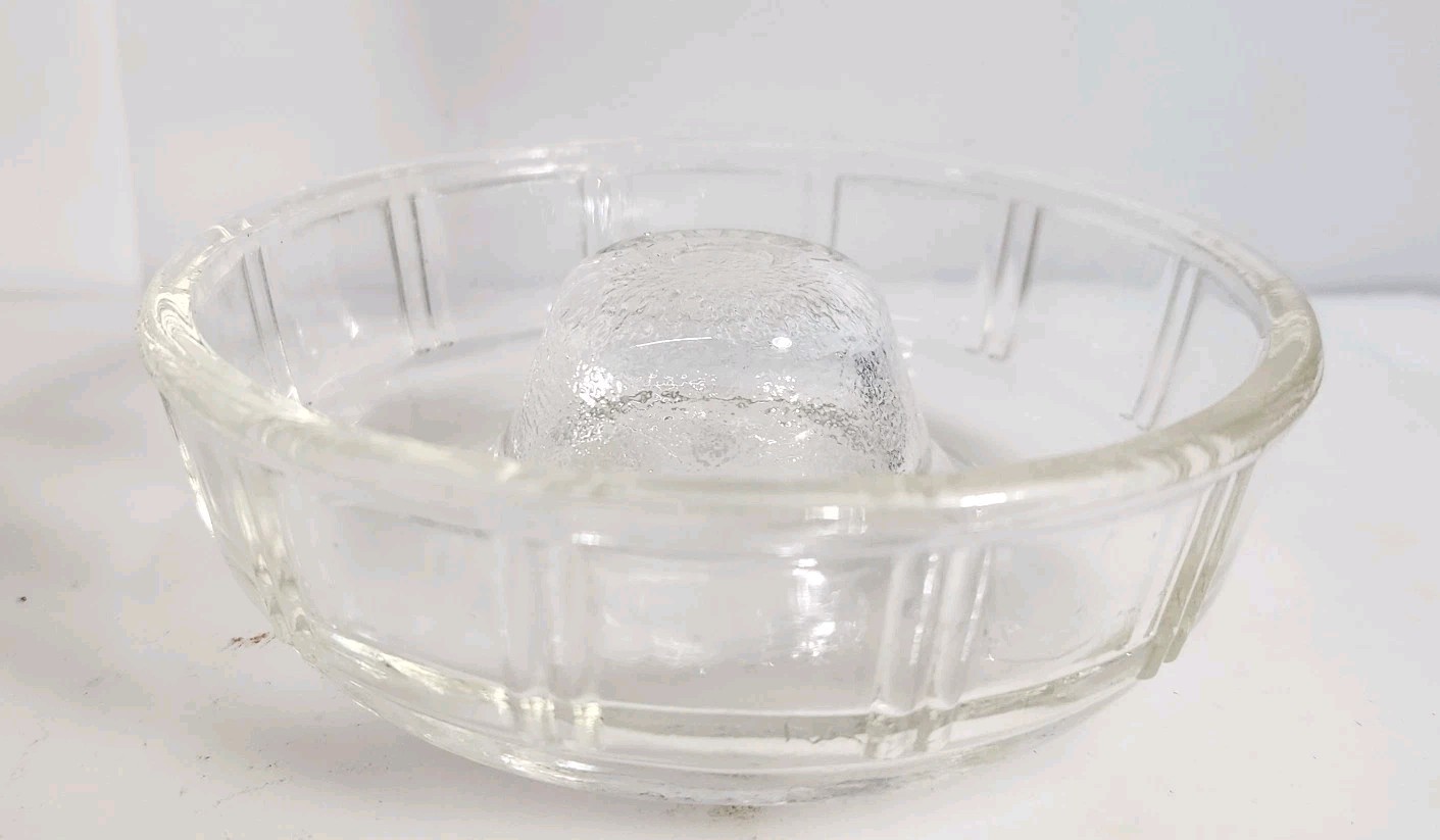Vintage Queen Anne Glasbake Clear Ovenware Glass Bundt Pan Baking Ring Mold Dish