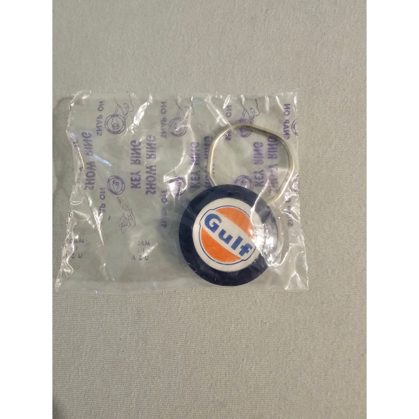 Gulf OS Blue plastic Key Ring Vintage Moore\'s Gulf Advertising