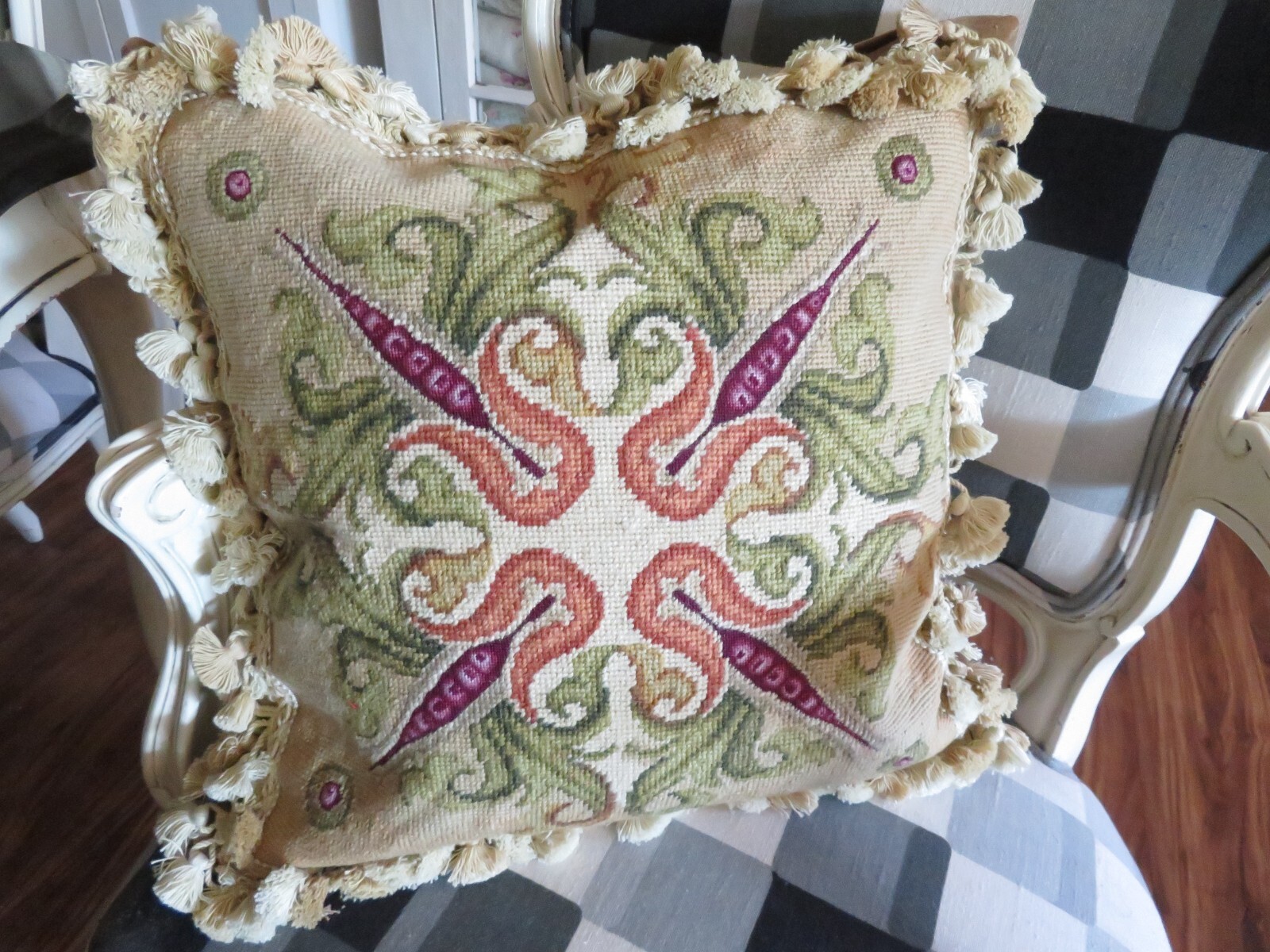 Gorgeous French Art Nouveau Deco floral  Chic Needlepoint Pillow Petite-Point #2