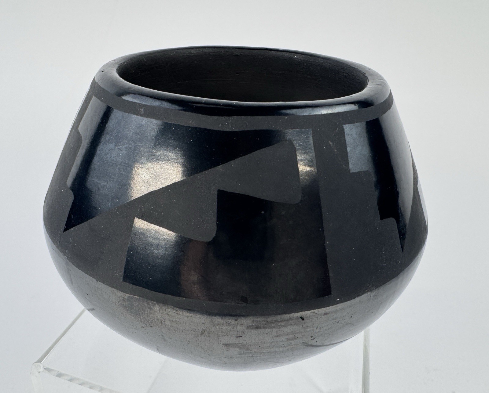 Maria Julian Martinez San Ildefonso Blackware Pot Marie + Julian 1925-43