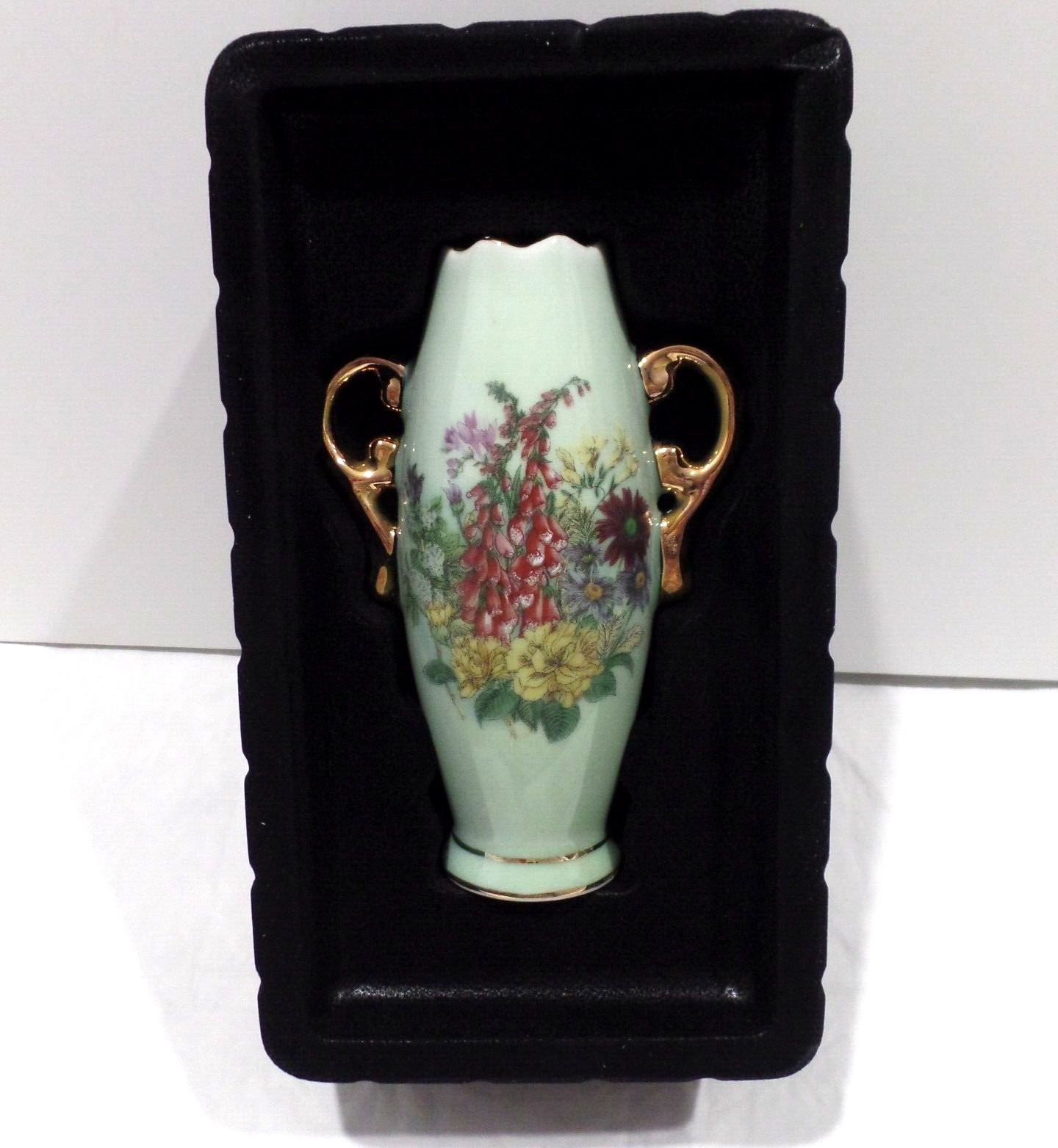 18K Gold Trimmed light Green Porcelain Vase double sided Floral design 6.25\