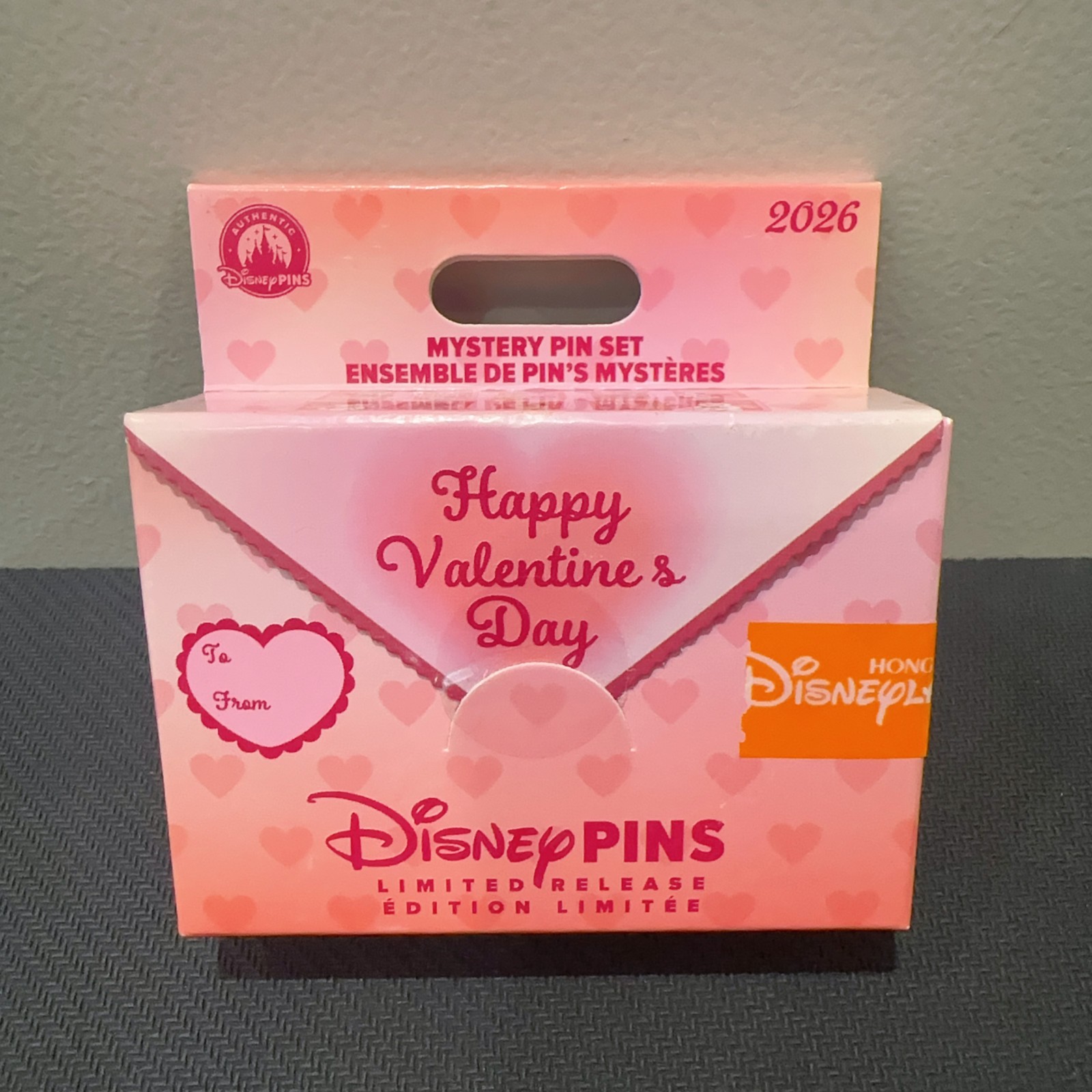 Disney 2026 Happy Valentine\'s Day Limited Release Pin Mystery Box (2pins) Disney 2026 Happy Valentine\'s Day Limited Release Pin Mystery Box (2pins)