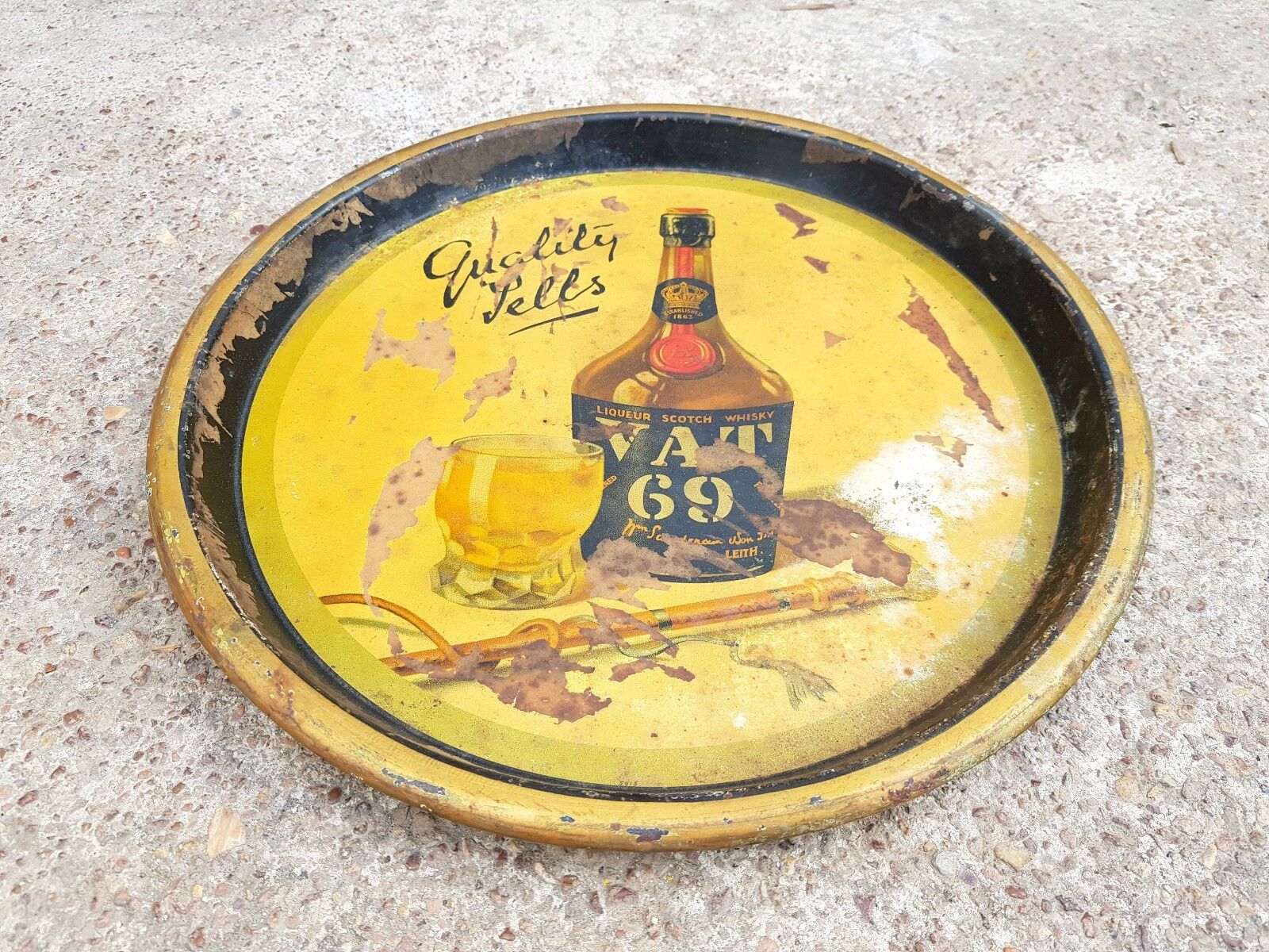 1940s Vintage Rare Vat 69 Liqueur Scotch Whisky Round Tin Tray Scotland T1068