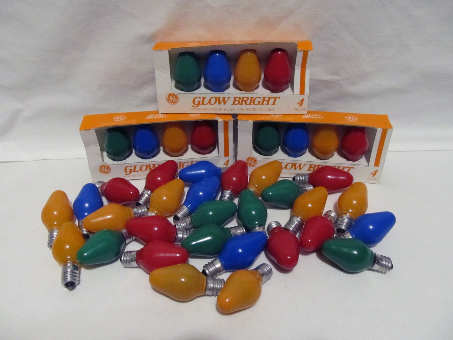 40 Vintage GE Glow Bright C7 Bulbs Christmas Holiday Light Tested