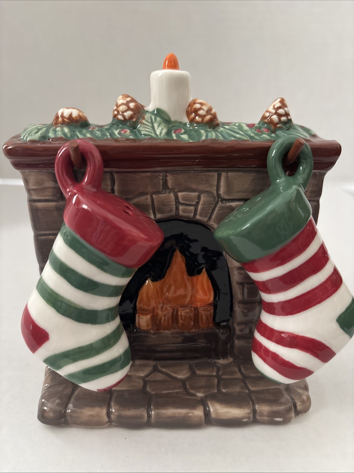 Cracker Barrel Stockings on Fireplace Salt & Pepper Shakers Set - Holiday