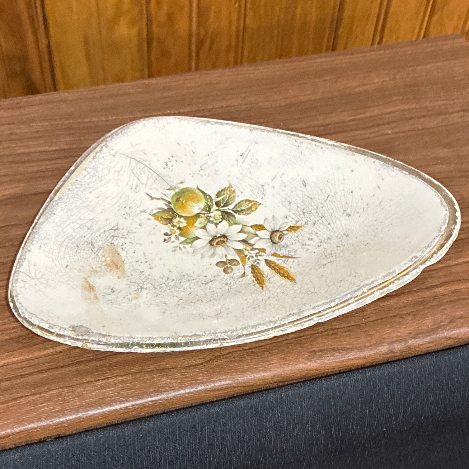 White Floral Teardrop Ceramic Serving Tray, Glossy Finish, 1 Compartment