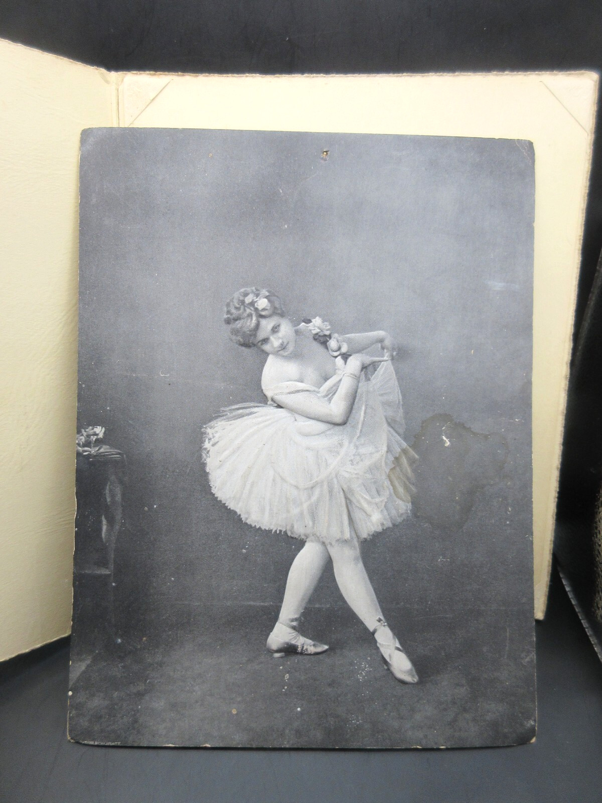 Antique 1901 W. J. Piatt Victorian Ballerina Studio Embossed Photograph w/ Case Antique 1901 W. J. Piatt Victorian Ballerina Studio Embossed Photograph w/ Case