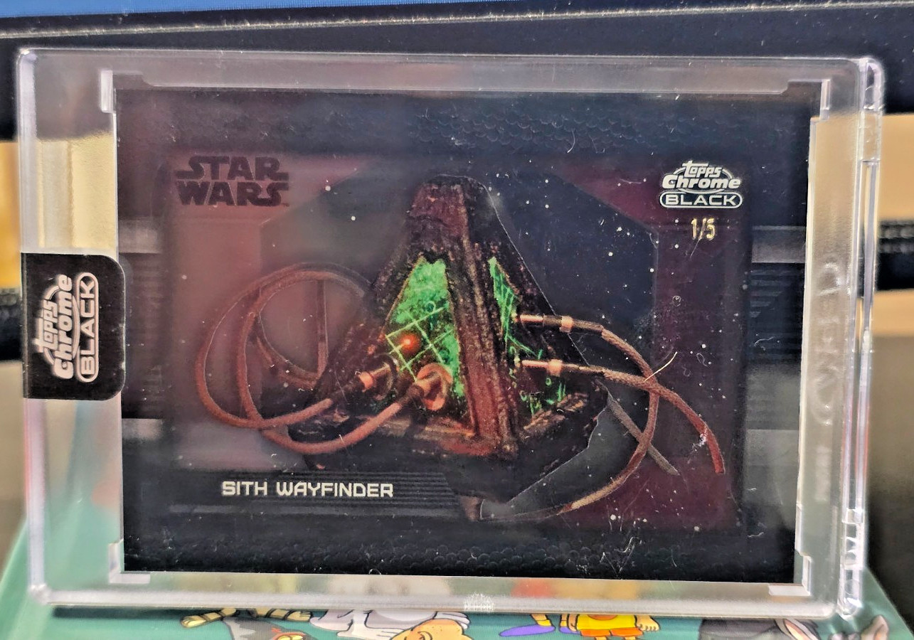 2024 Topps Chrome Black Star Wars DD-10 Depth Darkside Sith Wayfinder Red 1/5