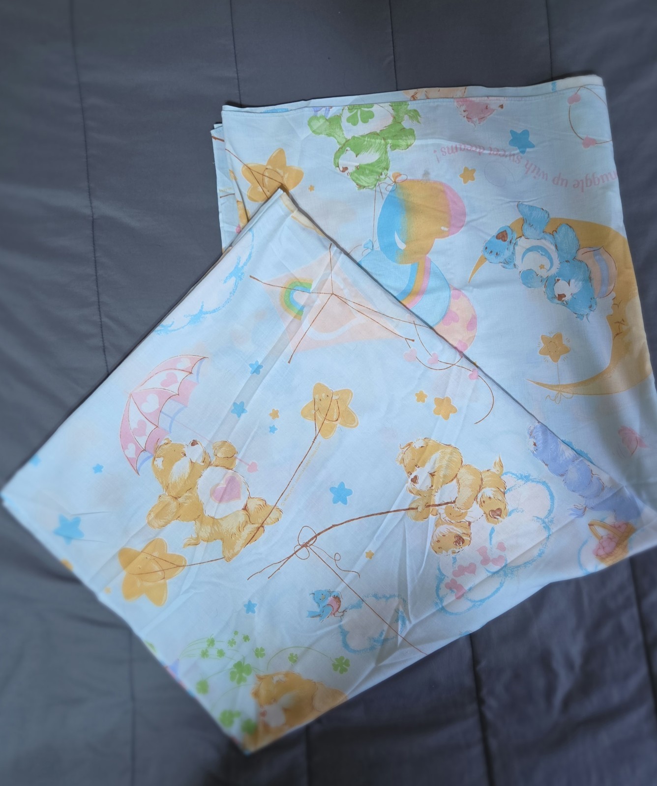 Vintage 1982 Care Bear Cloud Balloon Twin Sheet  38