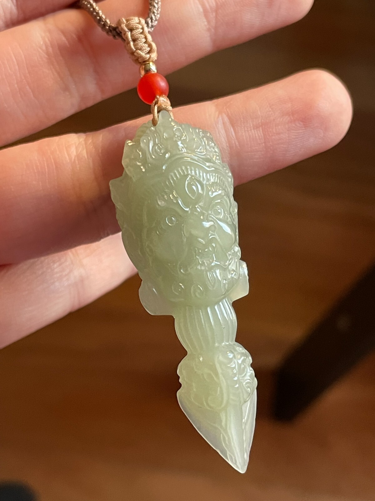 Untreated Genuine Nephrite Jade Pendant Hetian Jade 純天然和田玉手工精雕降魔杵