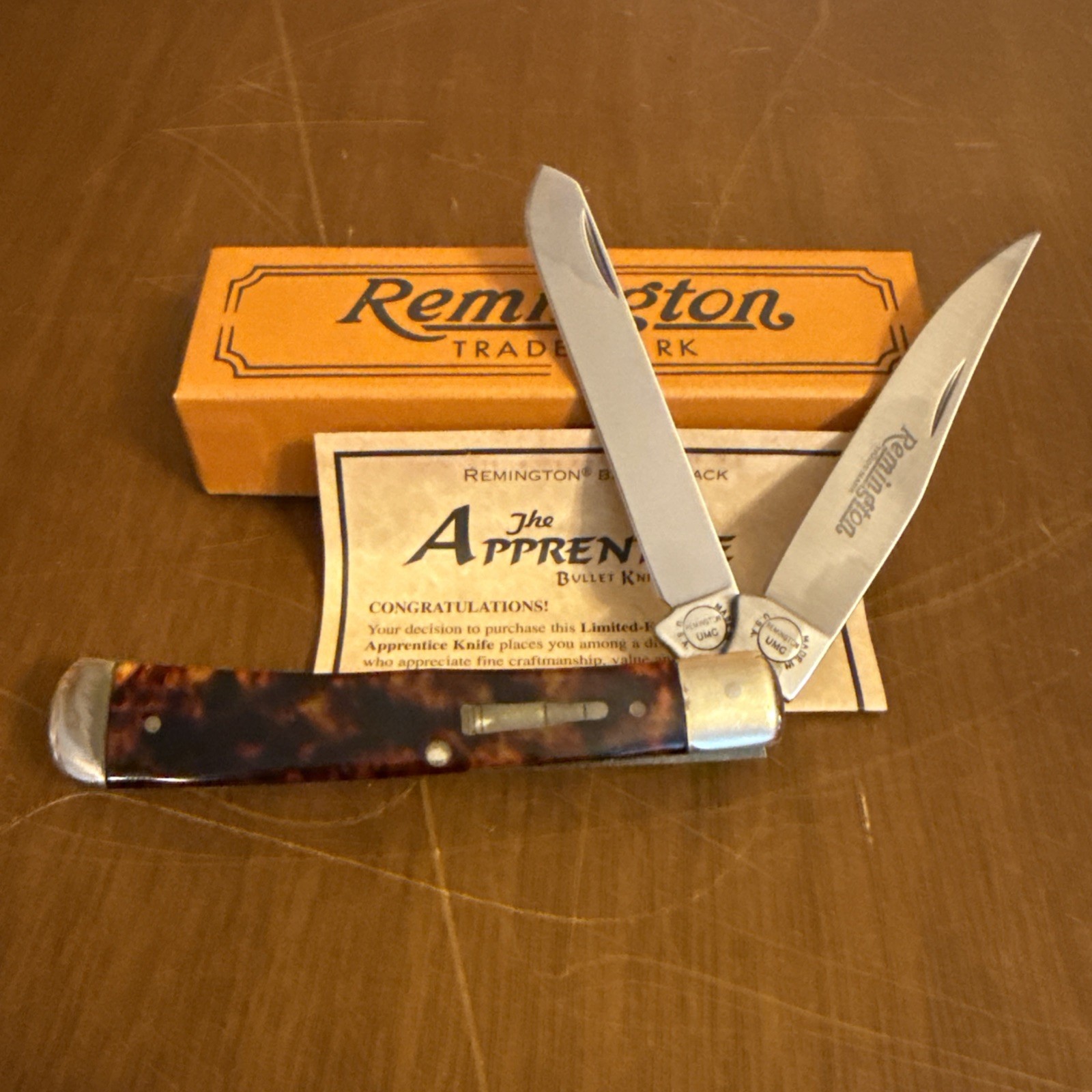 Remington 2002 The APPRENTICE Bullet # R-295T Folding Pocket Knife - MIB ( 451