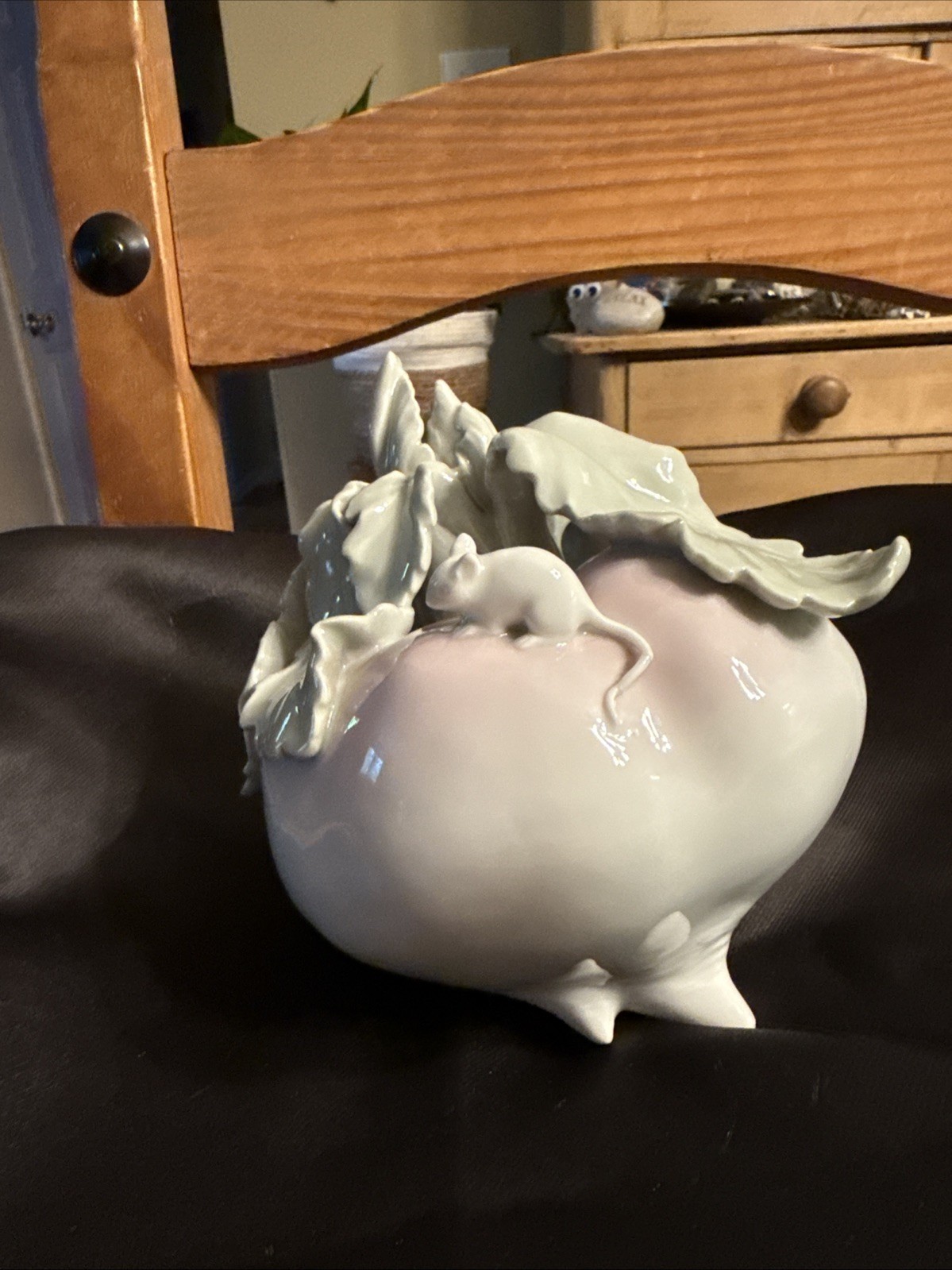 Japanese Fukagawa Koransha Porcelain Figurine VERY RARE mouse on Turnip Vintage