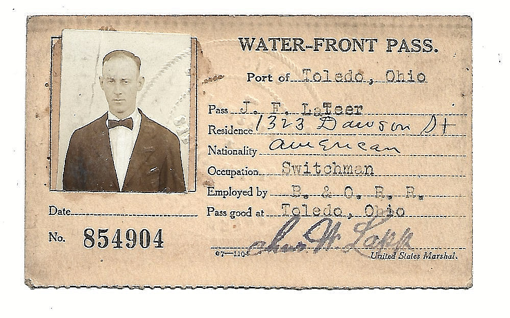 1918 ERA~WATER-FRONT PHOTO ID RAILROAD EMPLOYEE PASS~PORT OF TOLEDO, OHIO 1918 ERA~WATER-FRONT PHOTO ID RAILROAD EMPLOYEE PASS~PORT OF TOLEDO, OHIO