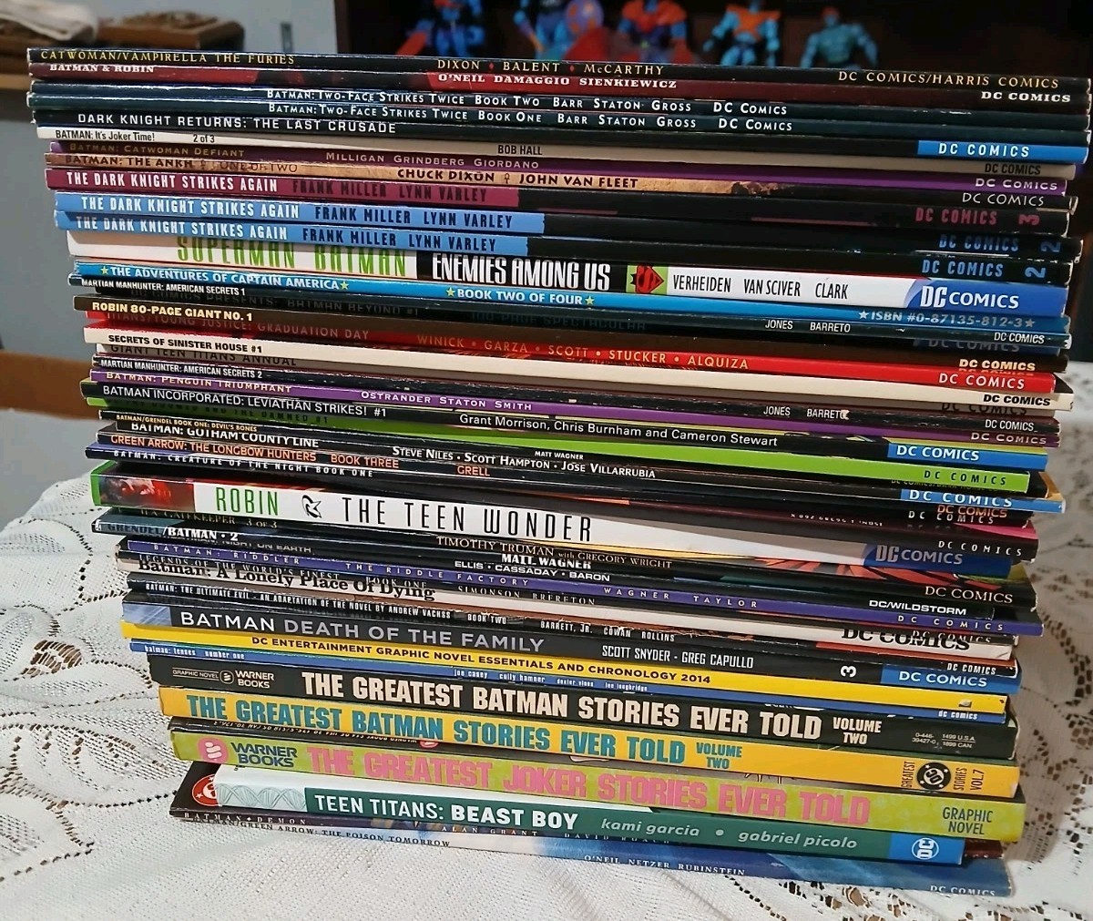 Lot 45 Batman Superman Catwoman Dark Knight Prestige Format Tpb Book Comic 1990s