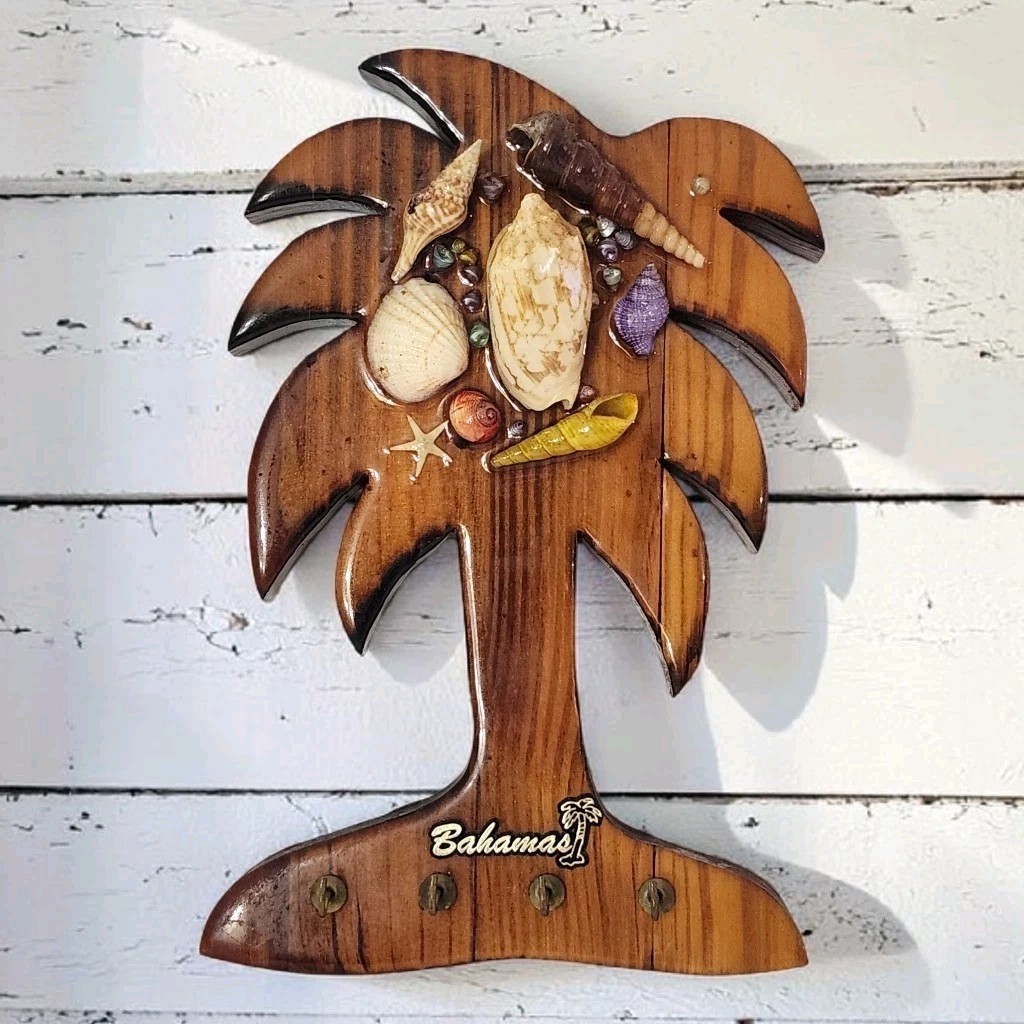Vtg Bahamas Wood Palm Tree Key Hanger Memorabilia Sea Shells 4 Hooks 10.75\