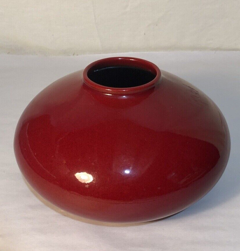 SCHEURICH AMANO RED TORPEDO/SQUAT VASE GERMAN MID CENTURY SCHEURICH AMANO RED TORPEDO/SQUAT VASE GERMAN MID CENTURY