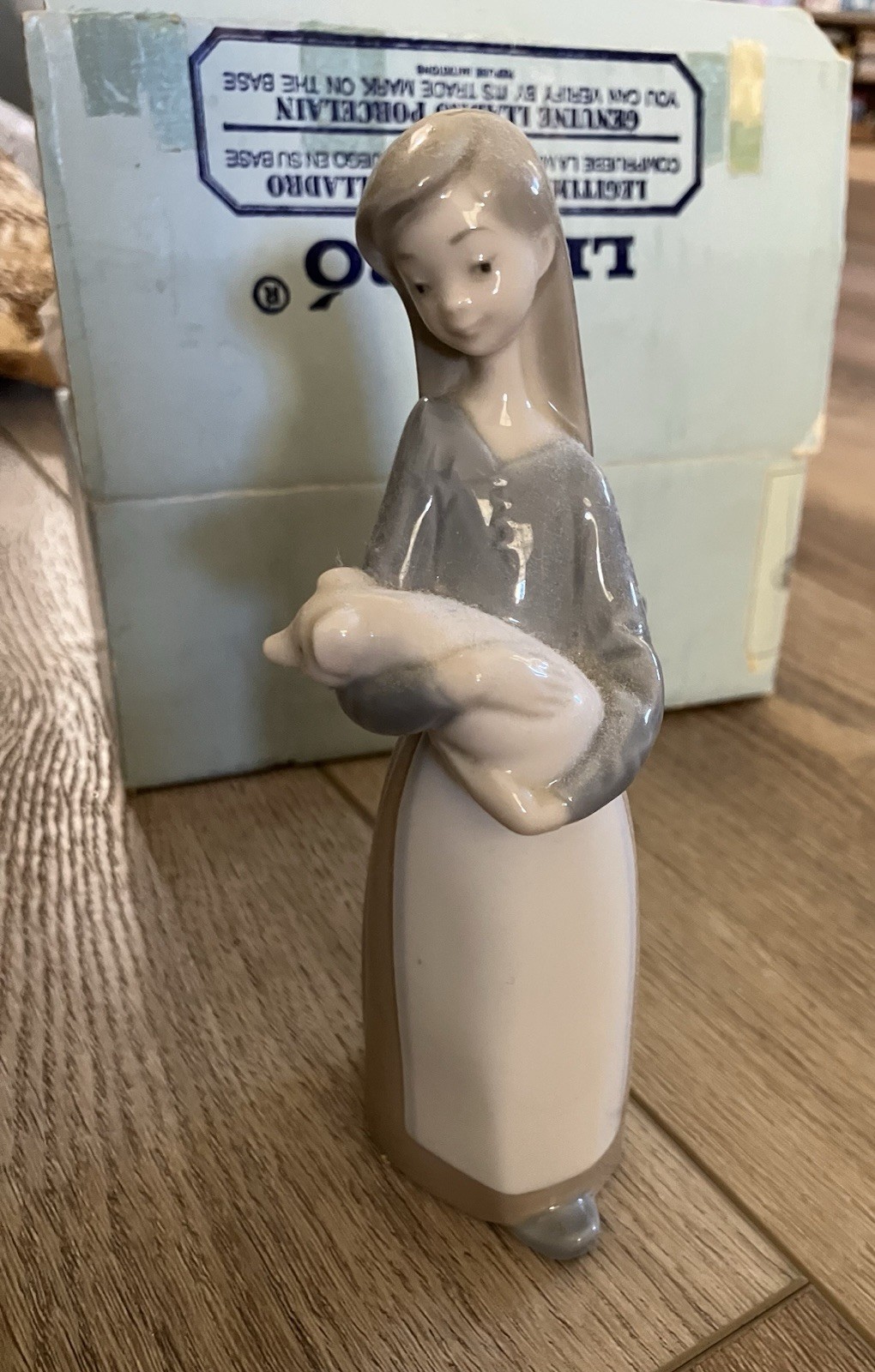 Vintage Retired Lladro 1011 