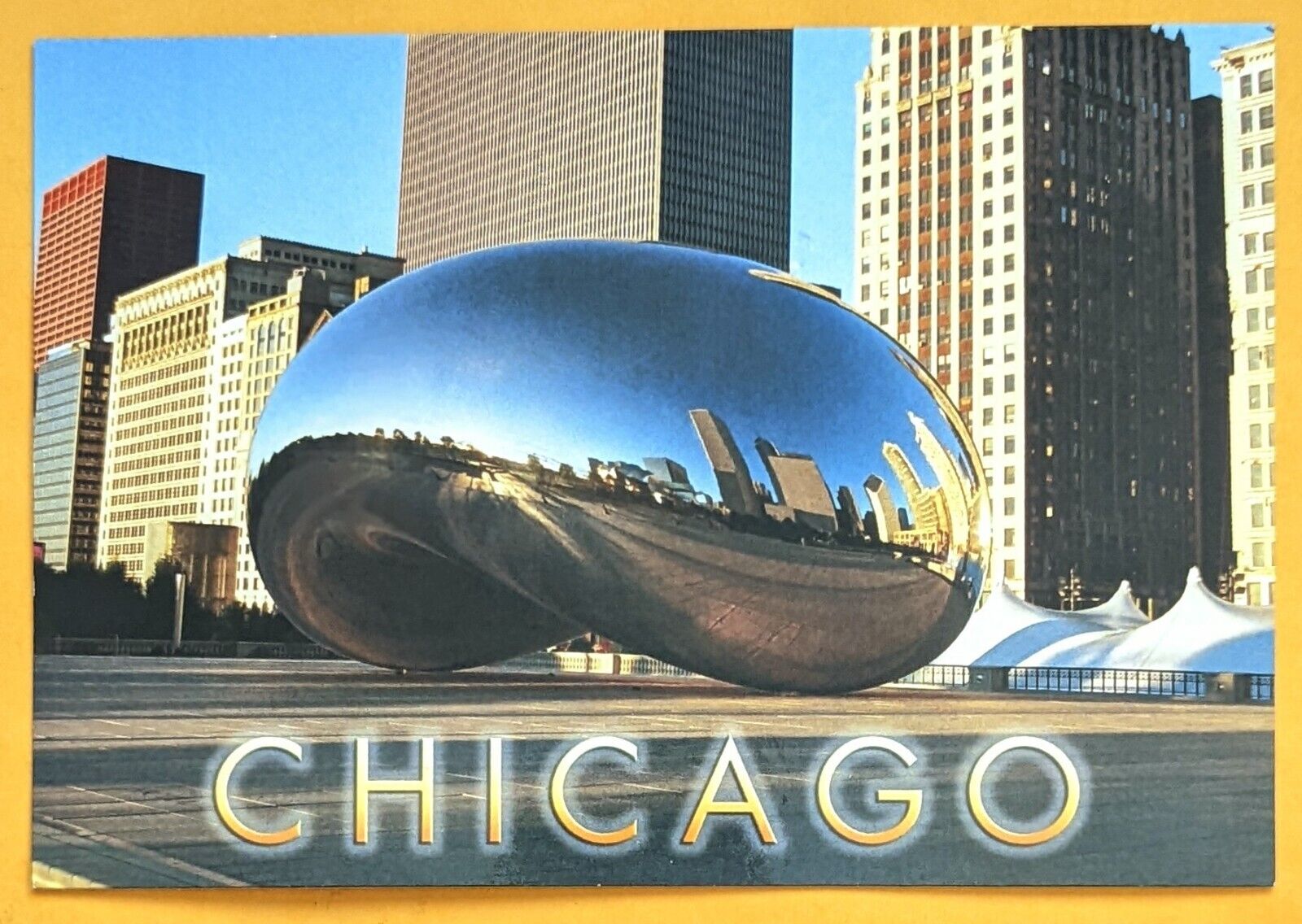 Postcard IL: Chicago, Downtown, The Bean. 