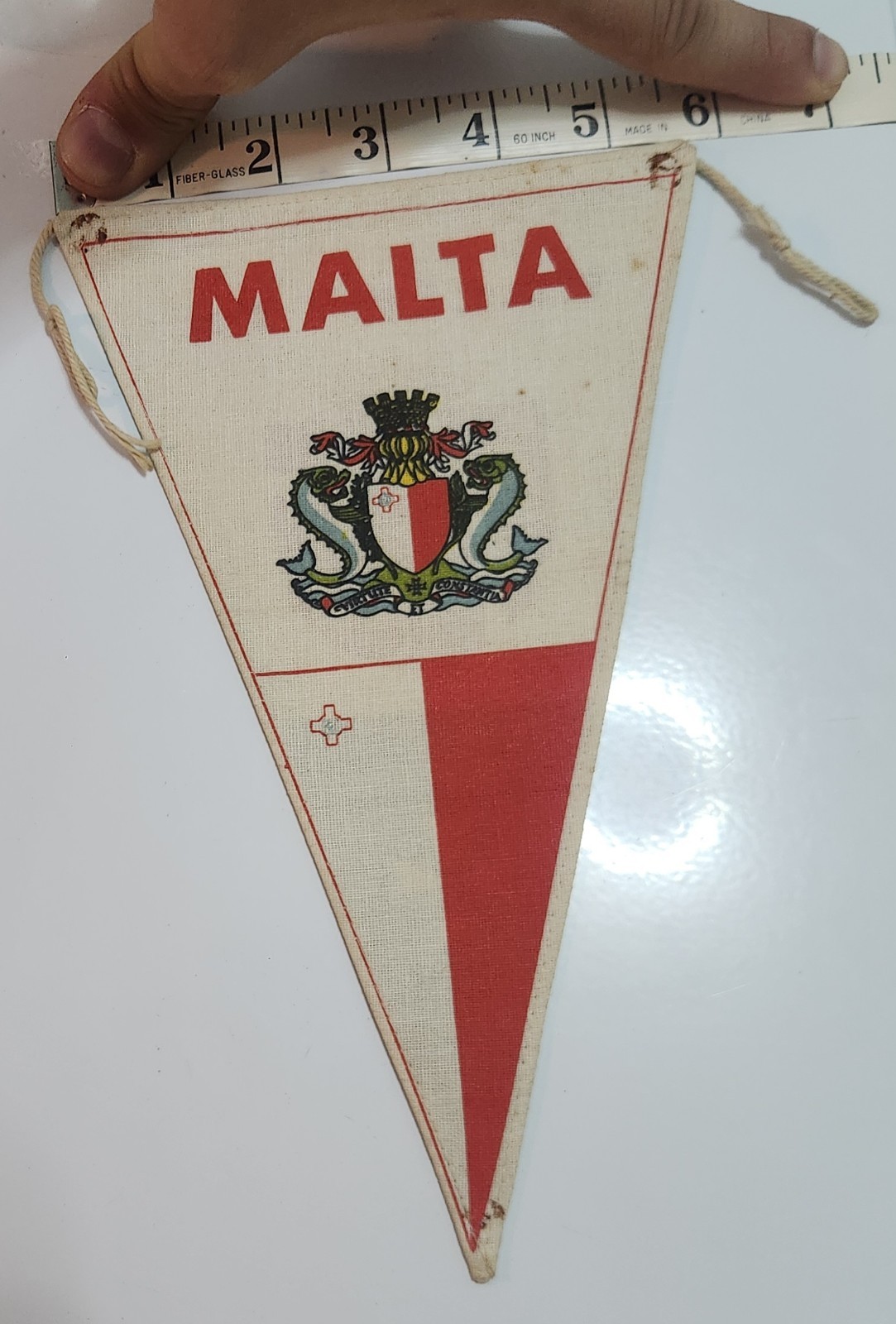 VALLETTA, MALTA 🇲🇹 VINTAGE CLOTH FLAG PENNANT (RARE)
