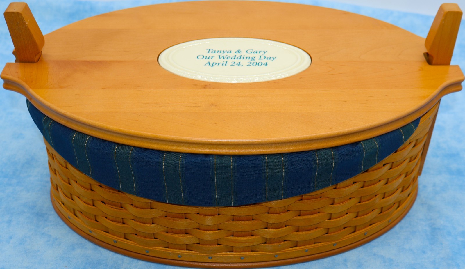 Longaberger 2004 Family Legacy Basket, Complete Set, Original Box