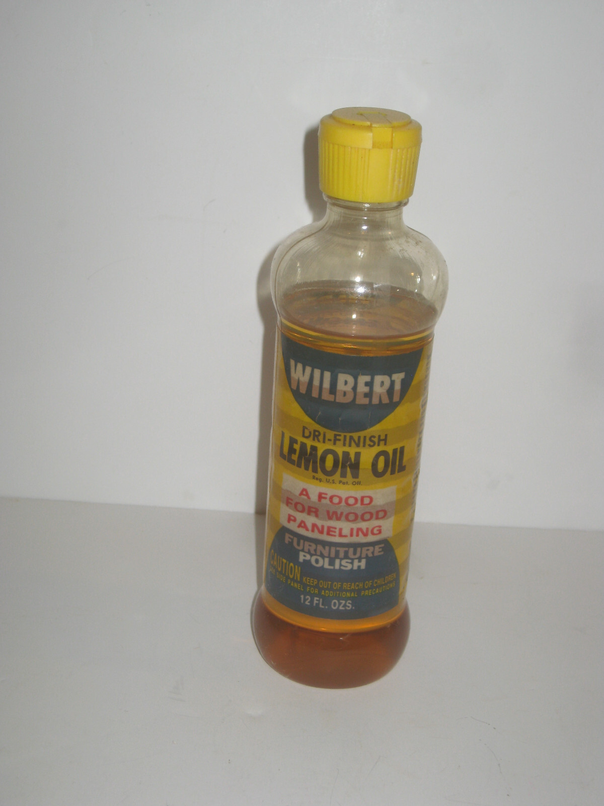 RARE-VINTAGE OLD HOUSEHOLD PRODUCT WILBERT LEMON OIL WOOD POLISH  ALMOST FULL