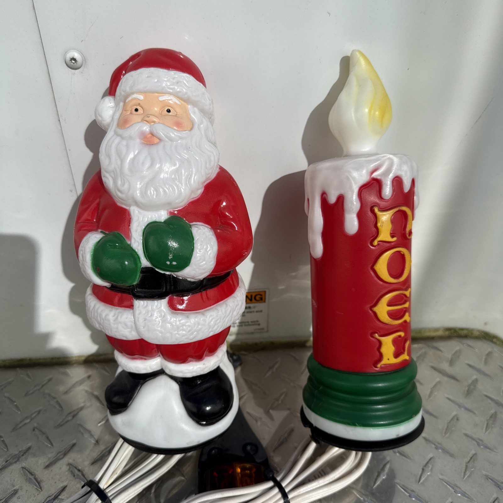 Lot of (2) 1995 Empire Christmas 10 Lot of (2) 1995 Empire Christmas 10