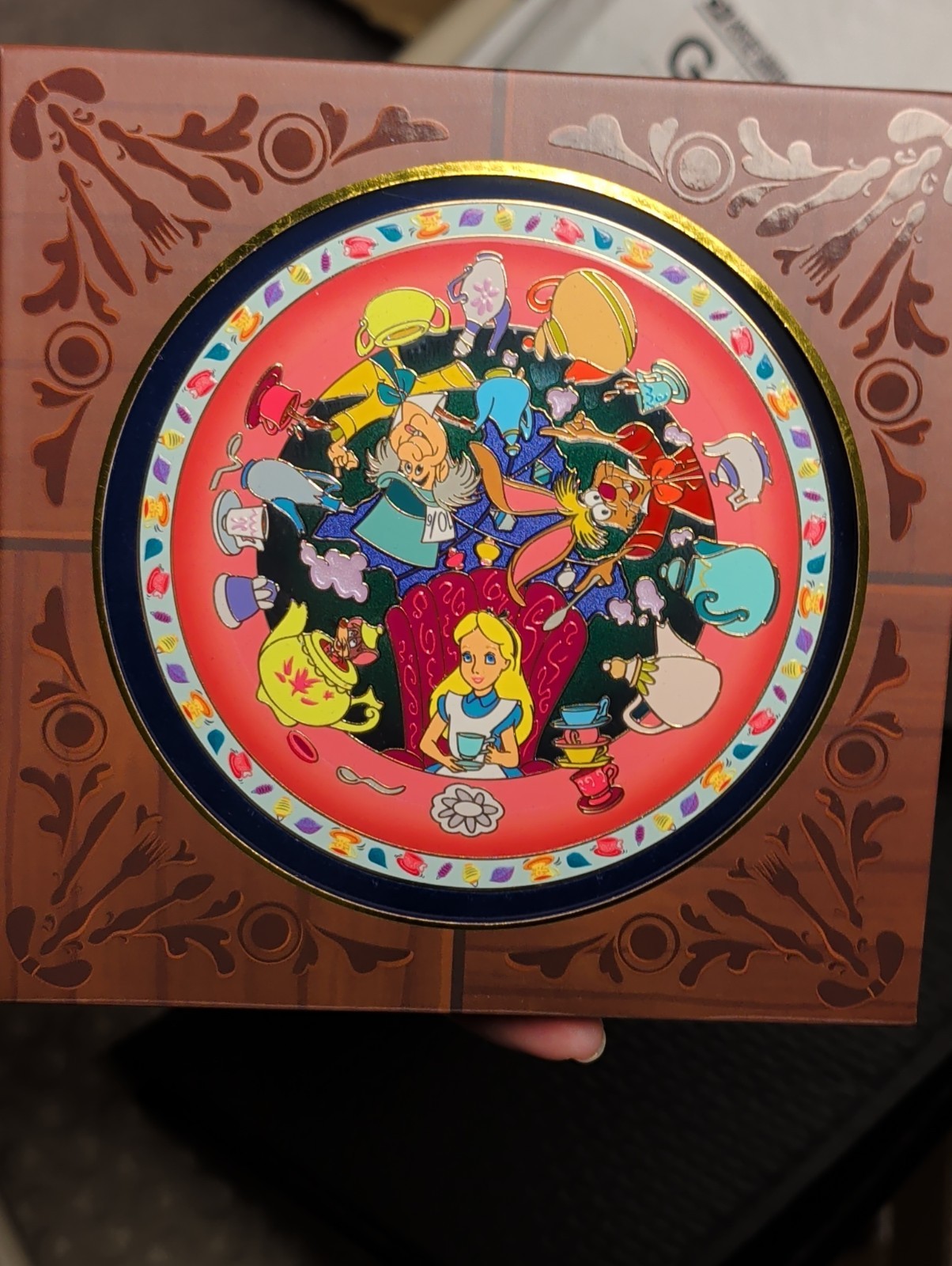 WDI D23 2026 Alice in Wonderland Dining With Character Plate Jumbo LE Disney Pin
