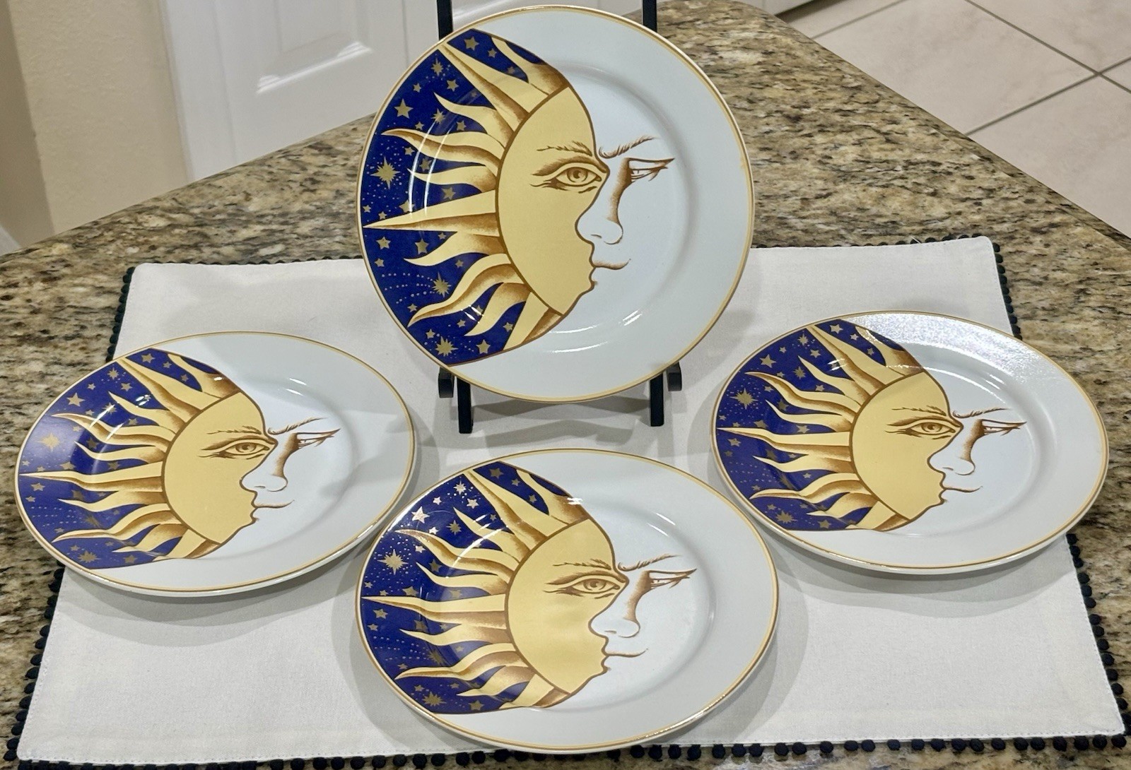 Vintage 1993 Vitromaster “Galaxy” Plates  Set of 4