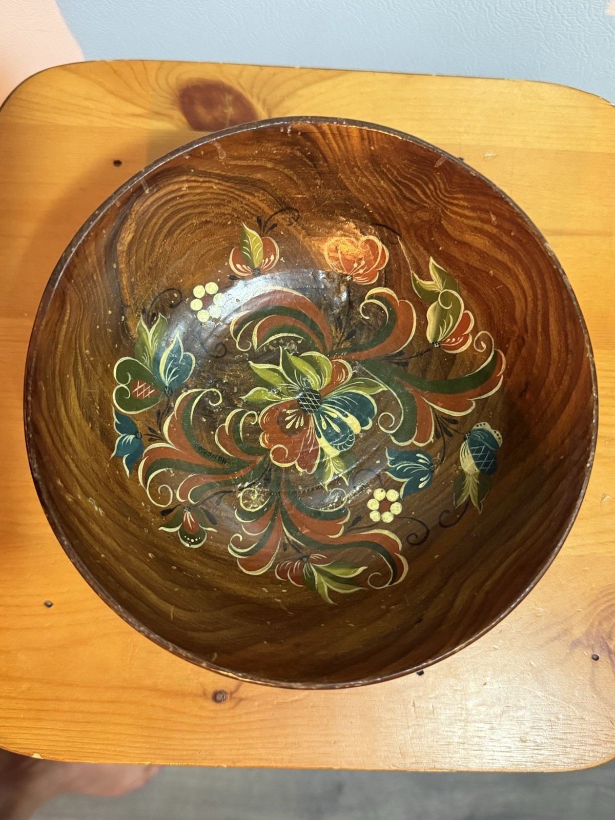 Vintage Norwegian Scandinavian ROSEMALING Hand Painted Folk Art Design Wood BOWL