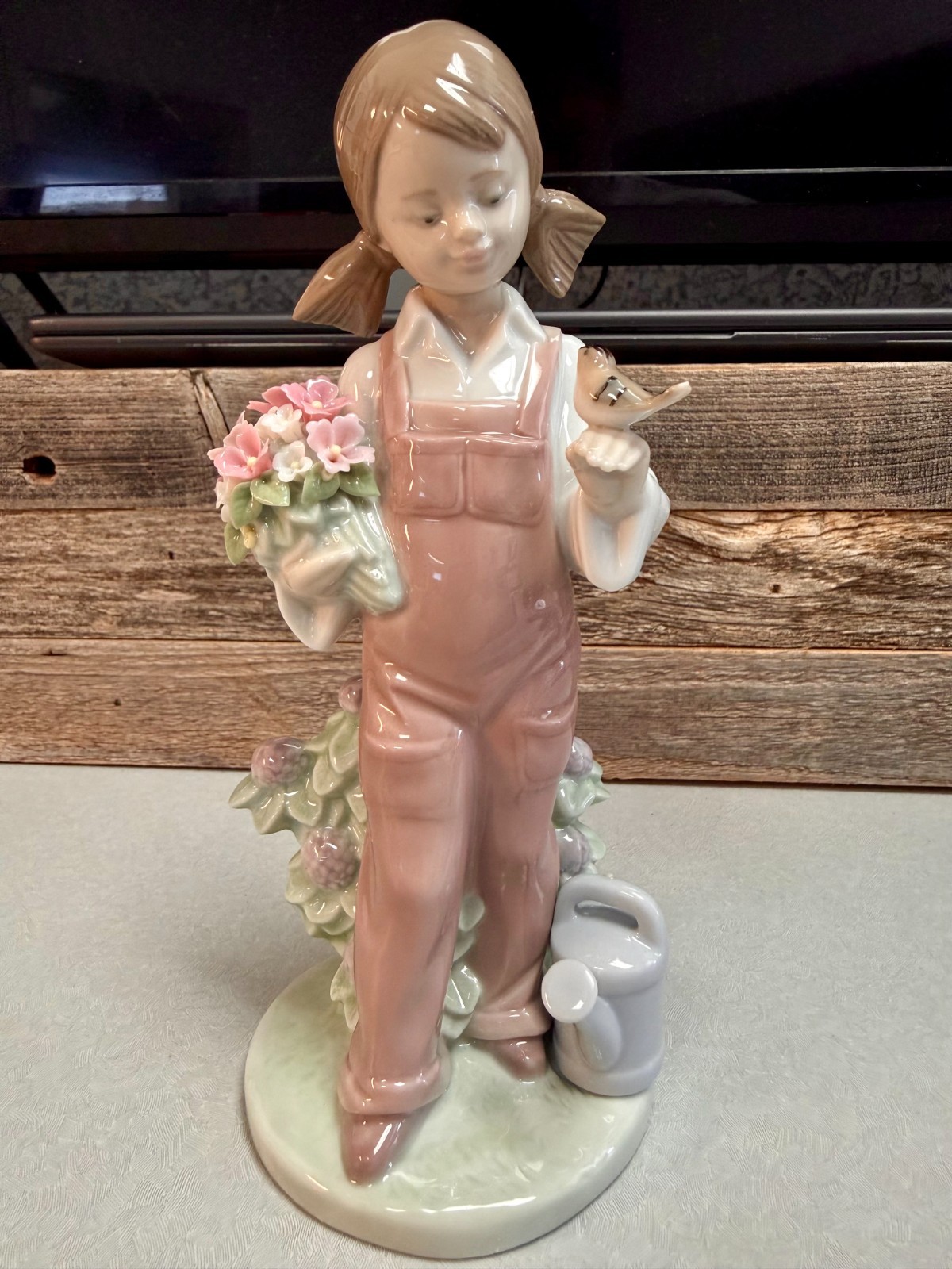 Lladro “SPRING” #05217 w/ Original Box and Paperwork - MINT CONDITION