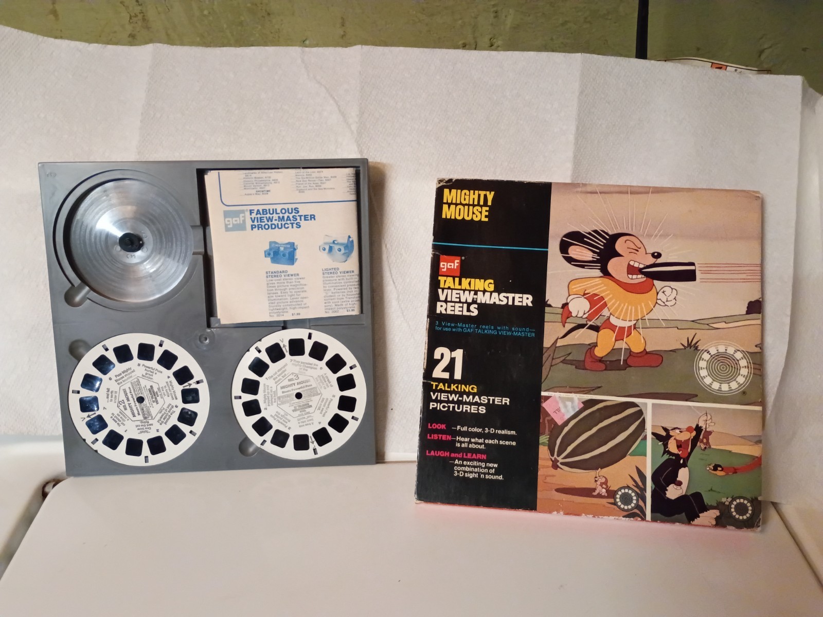 Gaf talking View-master reels Mighty Mouse, see pics,, missing one reel,