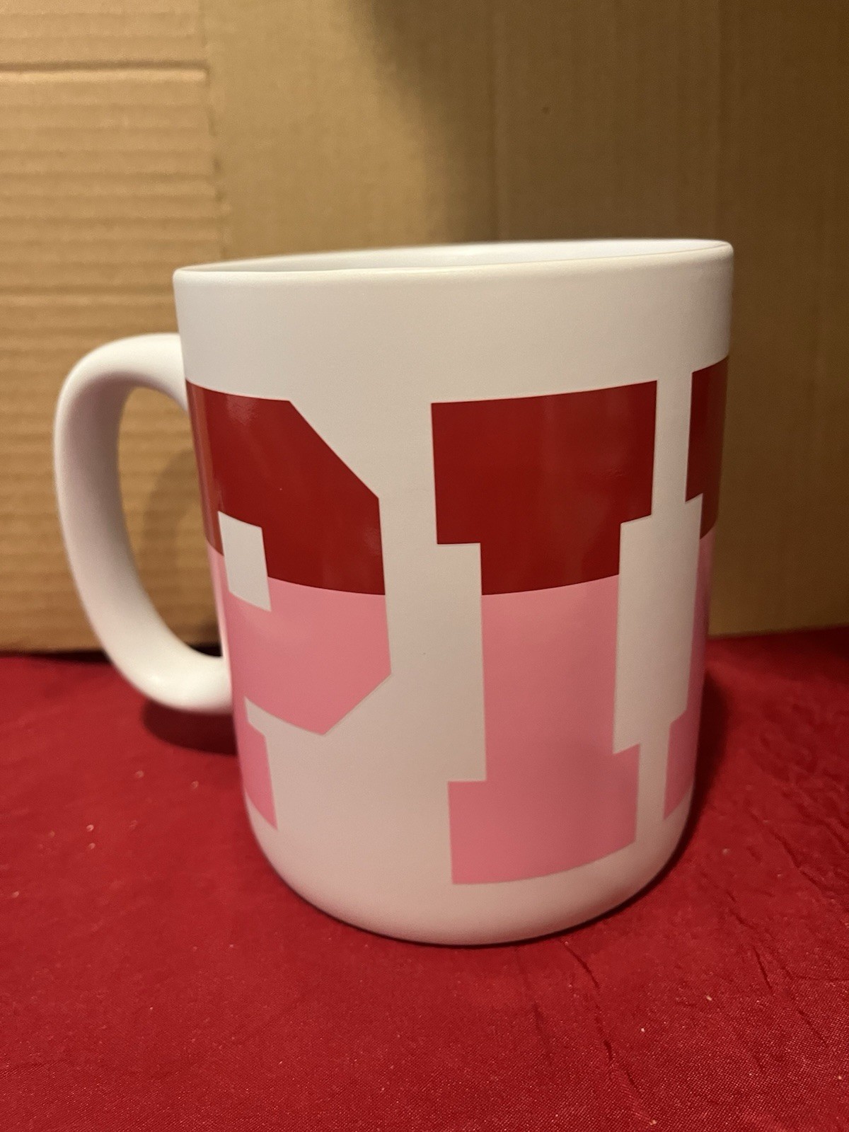 Victoria’s Secret PINK Oversized Ceramic Mug XL 30 oz. White, Pink Red