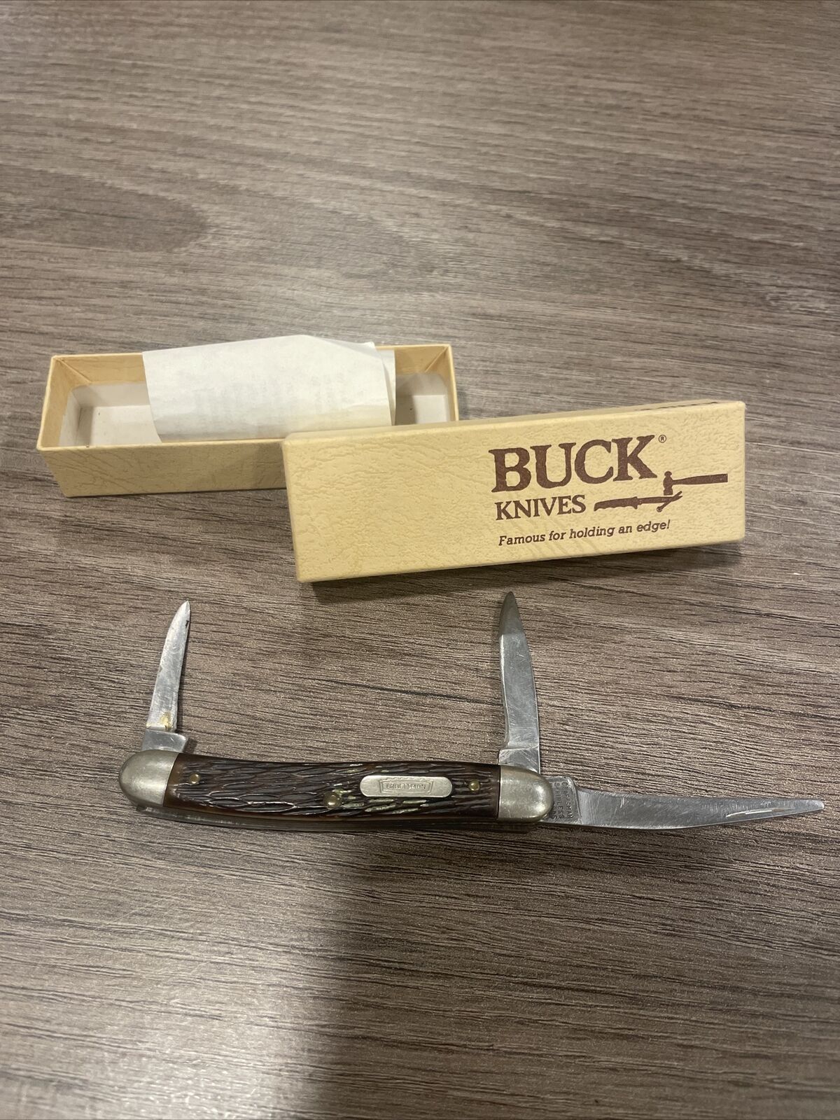 Vintage 1970's to 1980's Buck USA 305 Lancer Knife New with Box and Papers