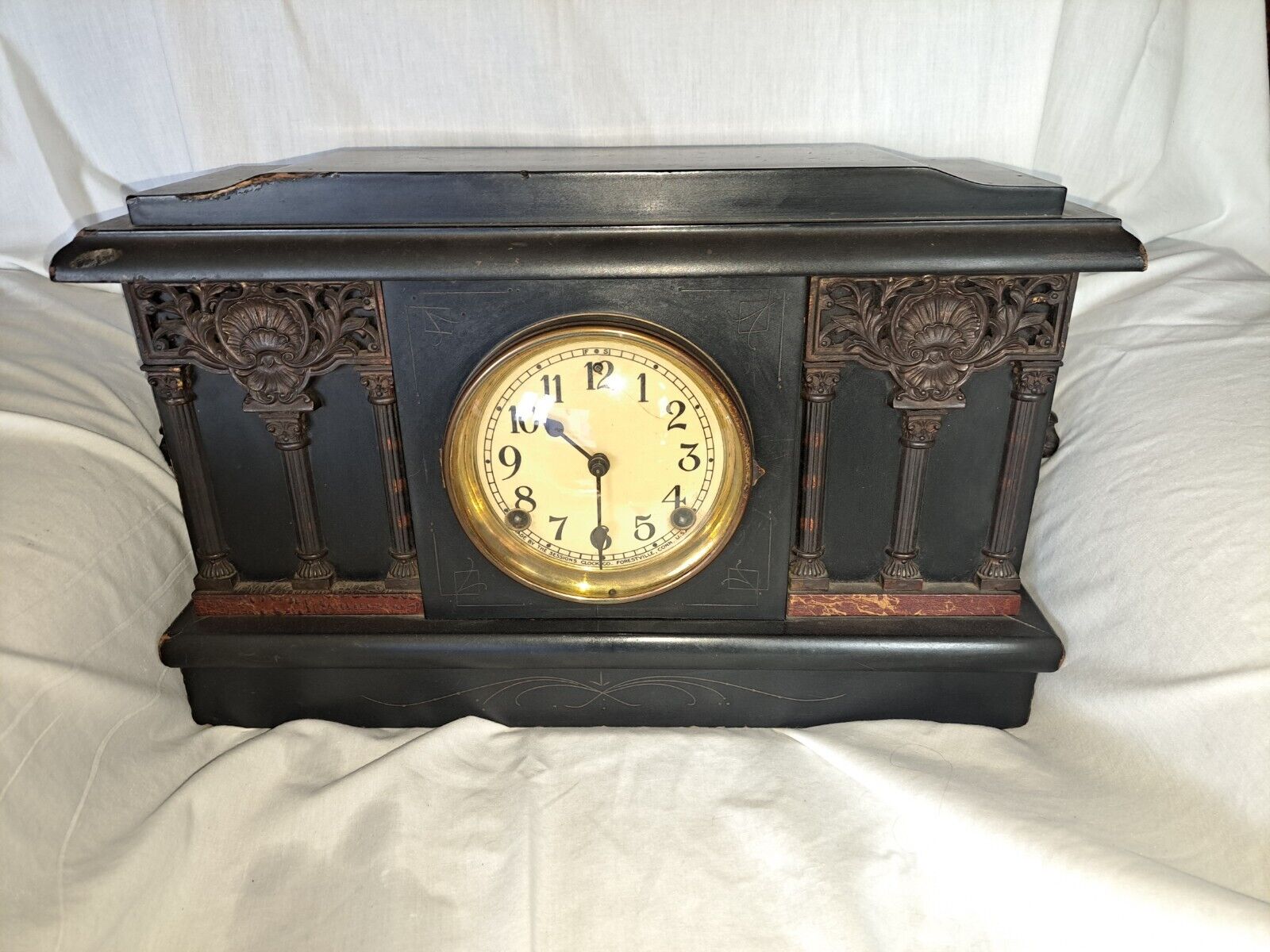 Antique Collector's Sessions Clock Company Mantel Clock