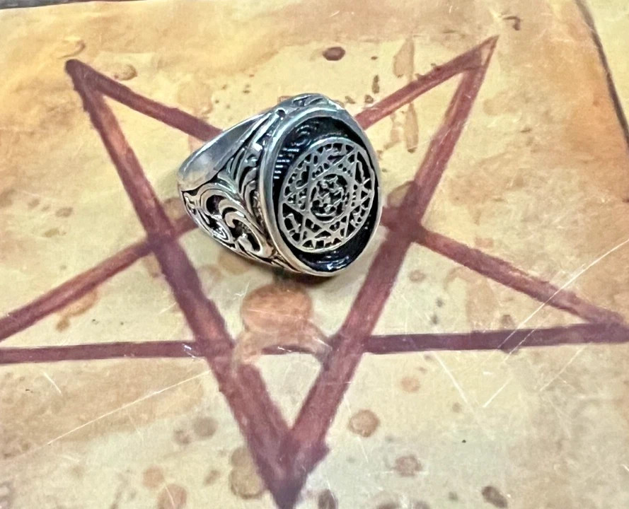 Billionaire Maker Real Magickal Ring 99999 Spells Wealth Money Succes